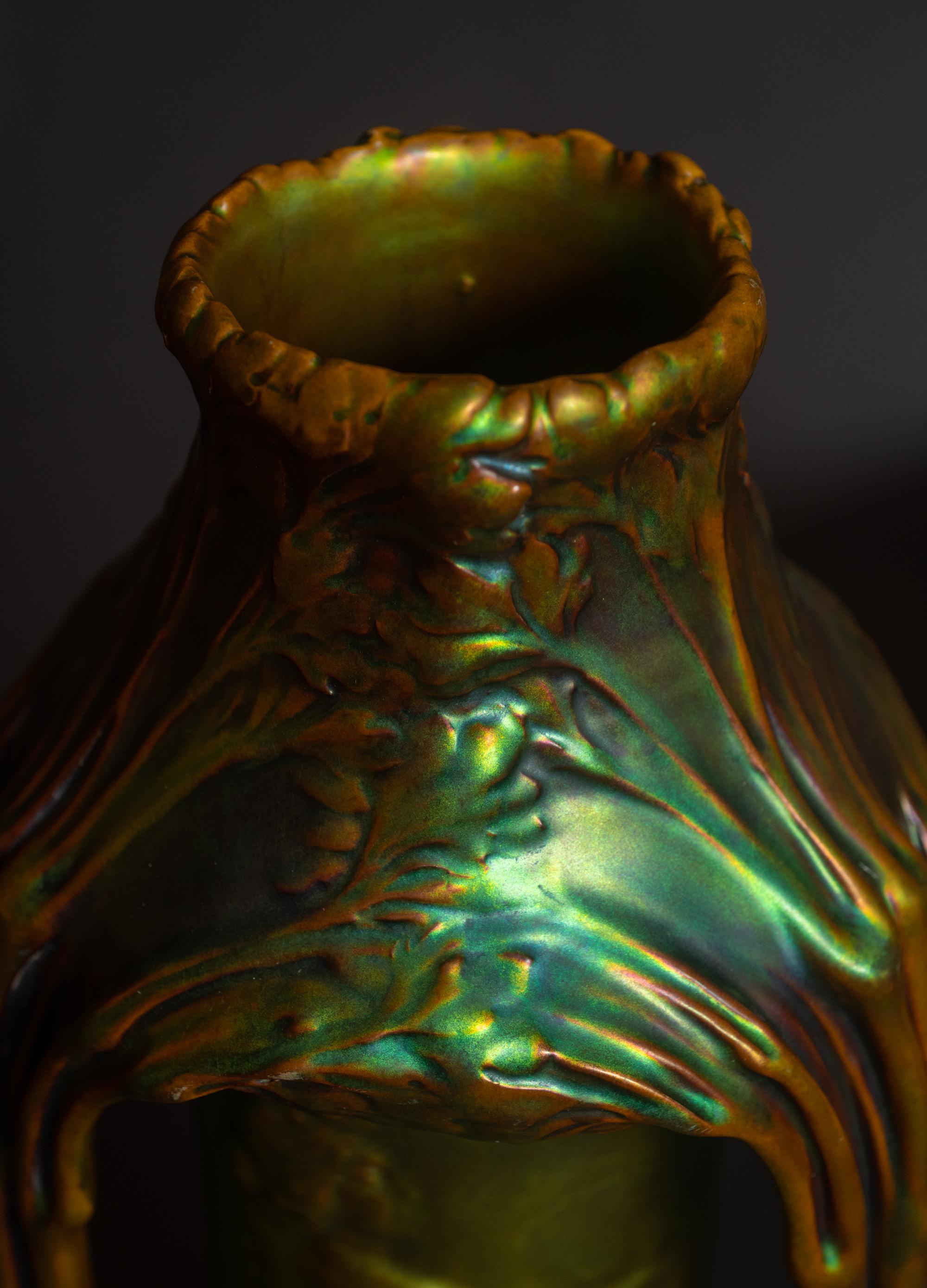 Art Nouveau Maidens Vase by Sándor Apáti-Abt for Zsolnay 1