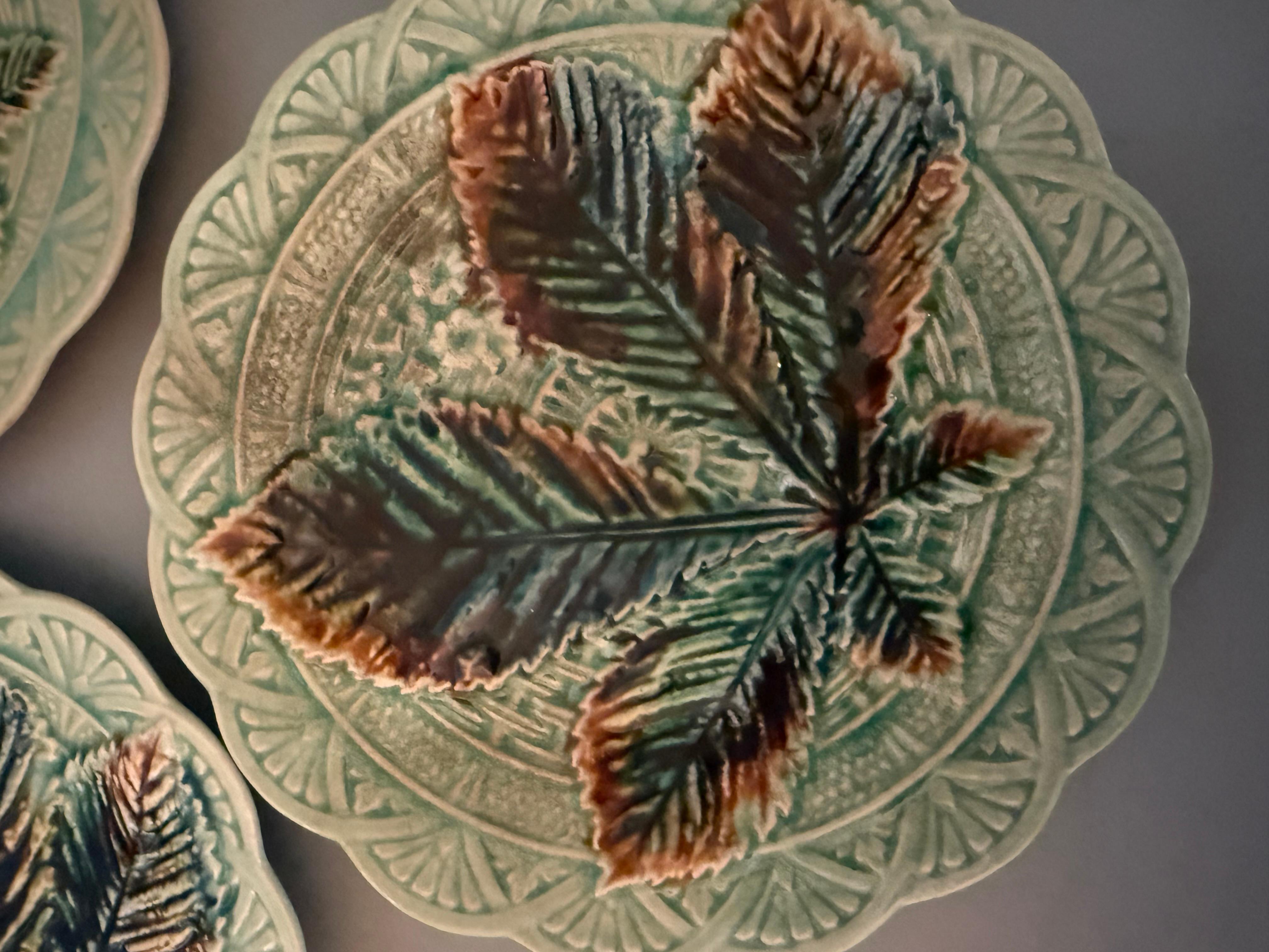Art Nouveau Majolica Chestnut Leaf Six pieces Rörstrand Sweden 1880 For Sale 4