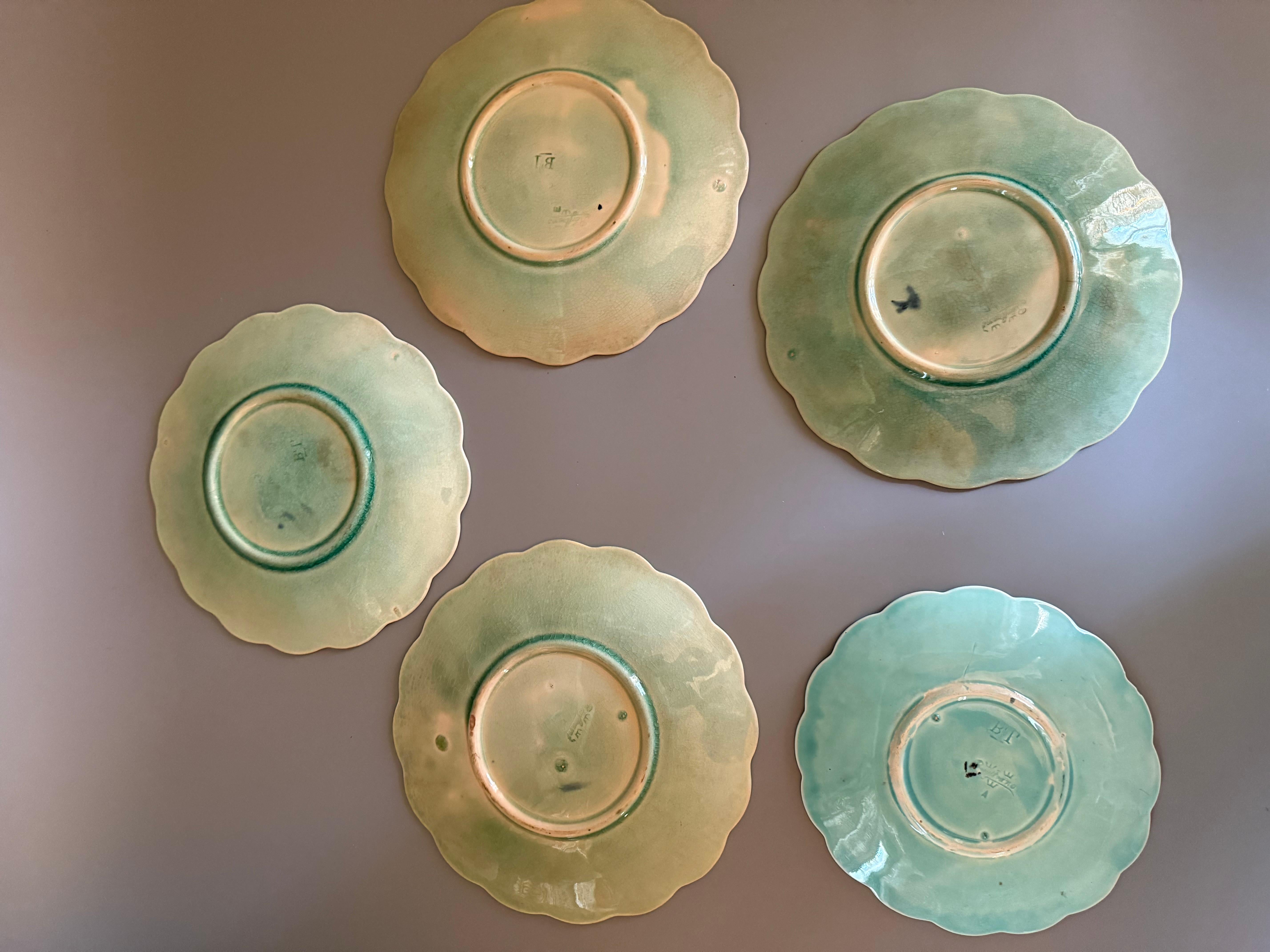Art Nouveau Majolica Chestnut Leaf Six pieces Rörstrand Sweden 1880 For Sale 1