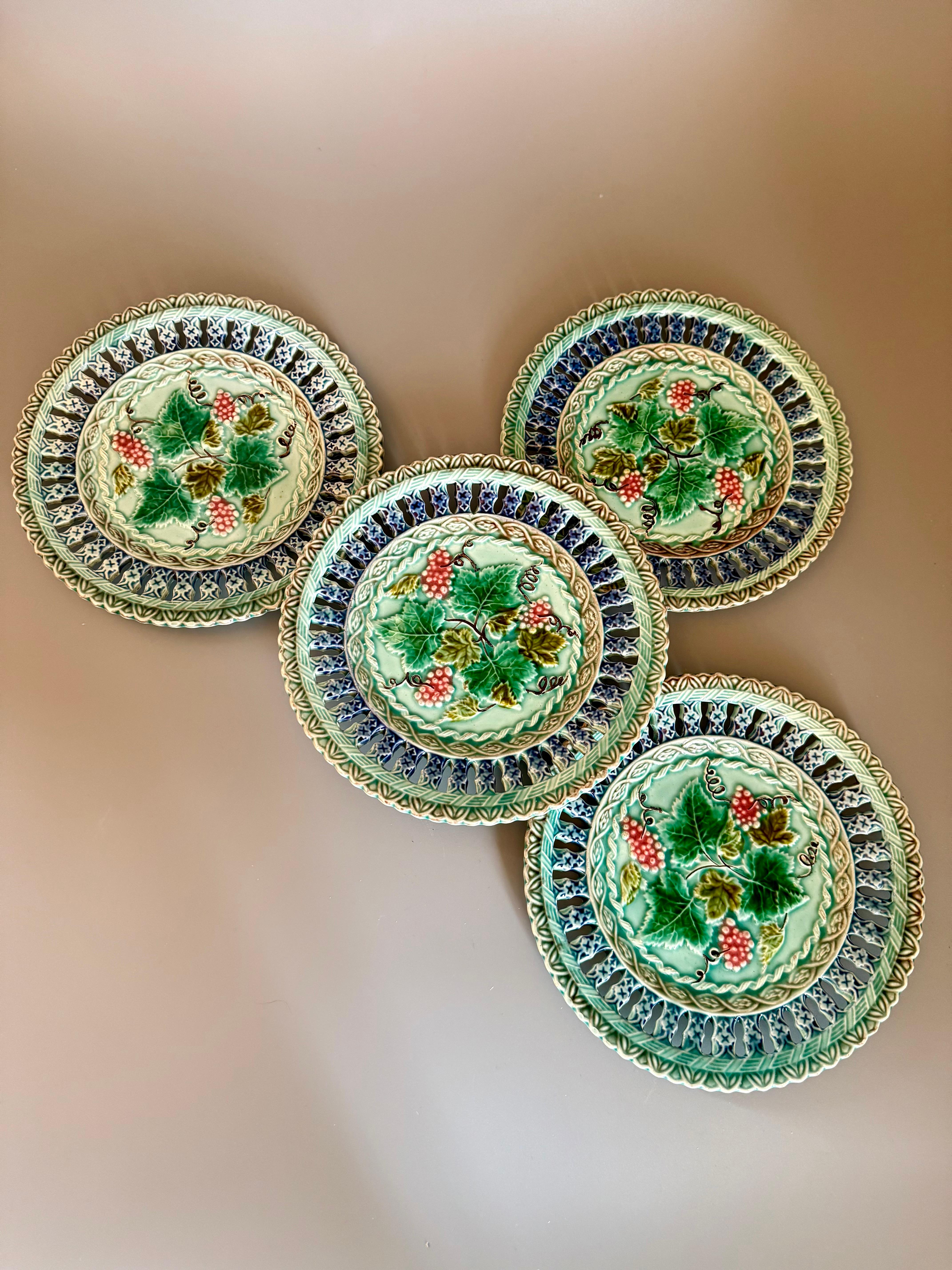 20th Century Art Nouveau Majolica Floral Four Plates Germany For Sale