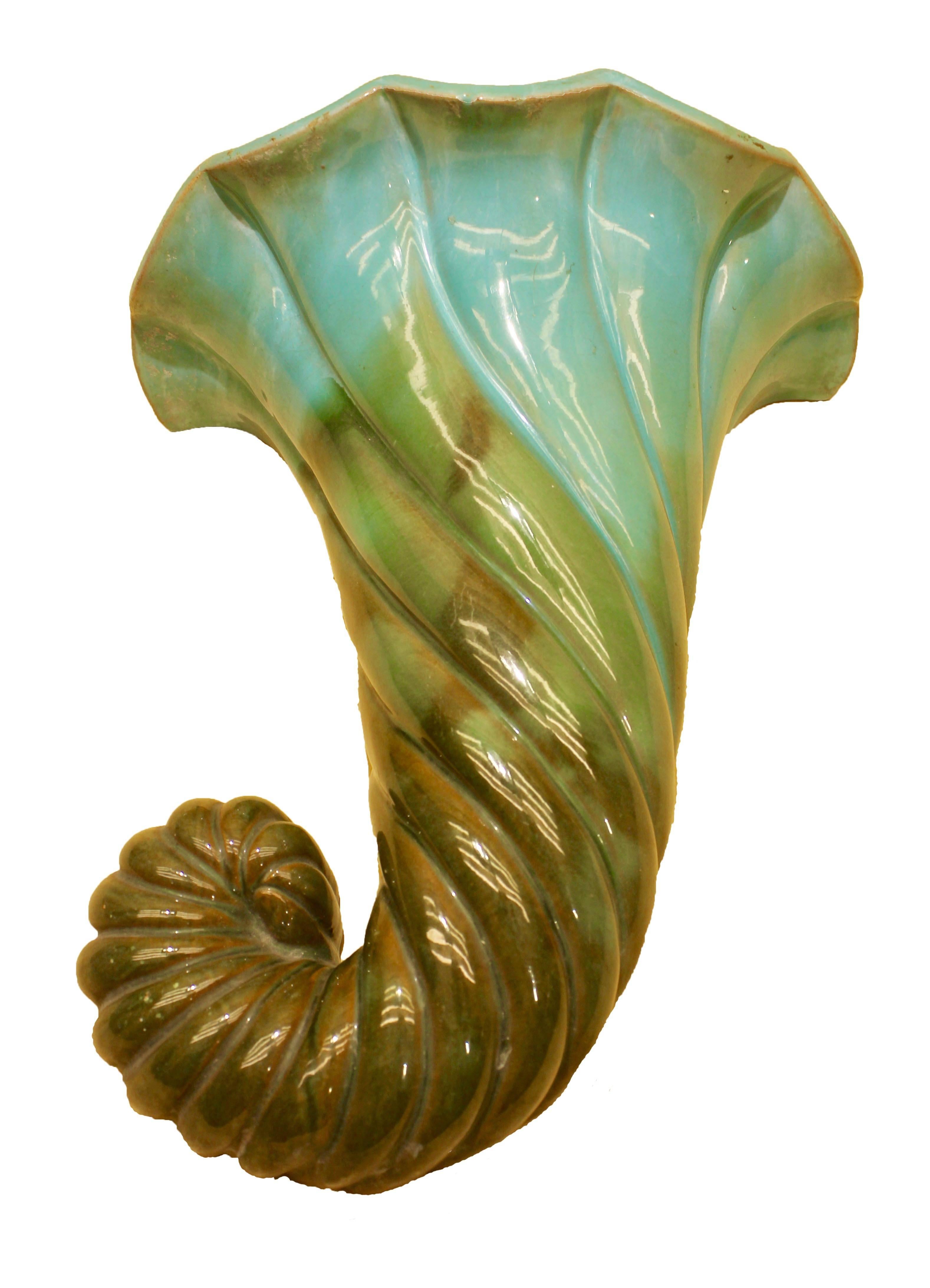 Art Nouveau Majolica Glazed Flower Vase Wall Model with Suspension In Good Condition In Verviers, BE