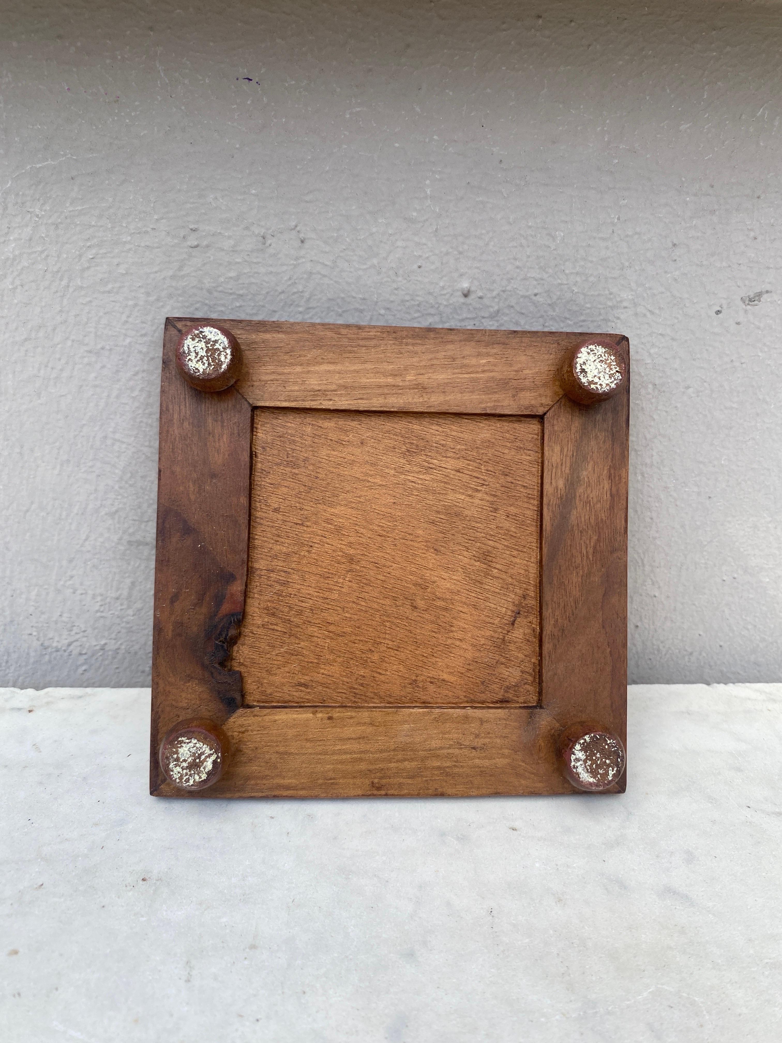 Early 20th Century Art Nouveau Majolica Ivy Trivet Circa 1900 For Sale