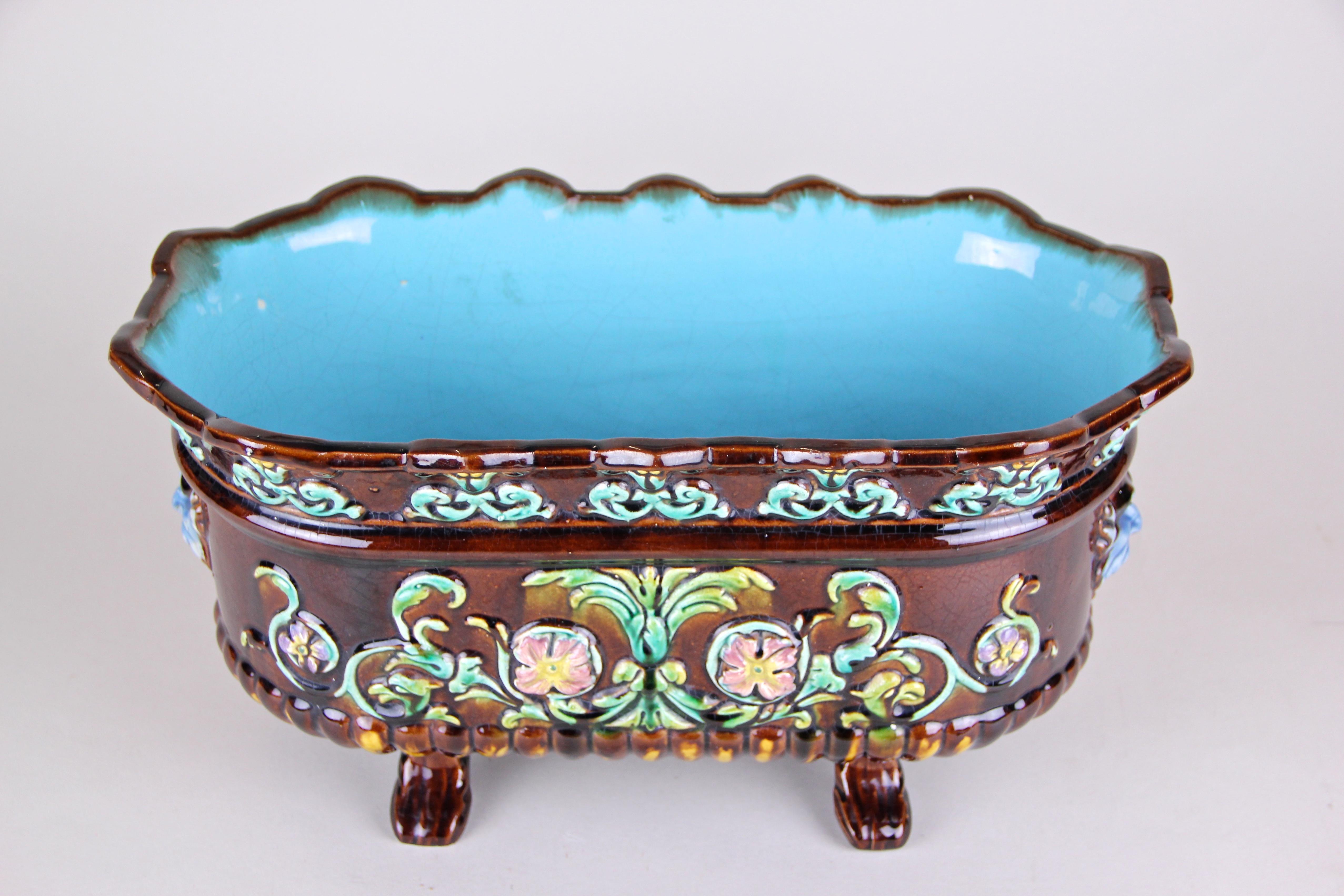 Hand-Painted Art Nouveau Majolica Jardinière/ Cachepot Hand Painted, France, circa 1915