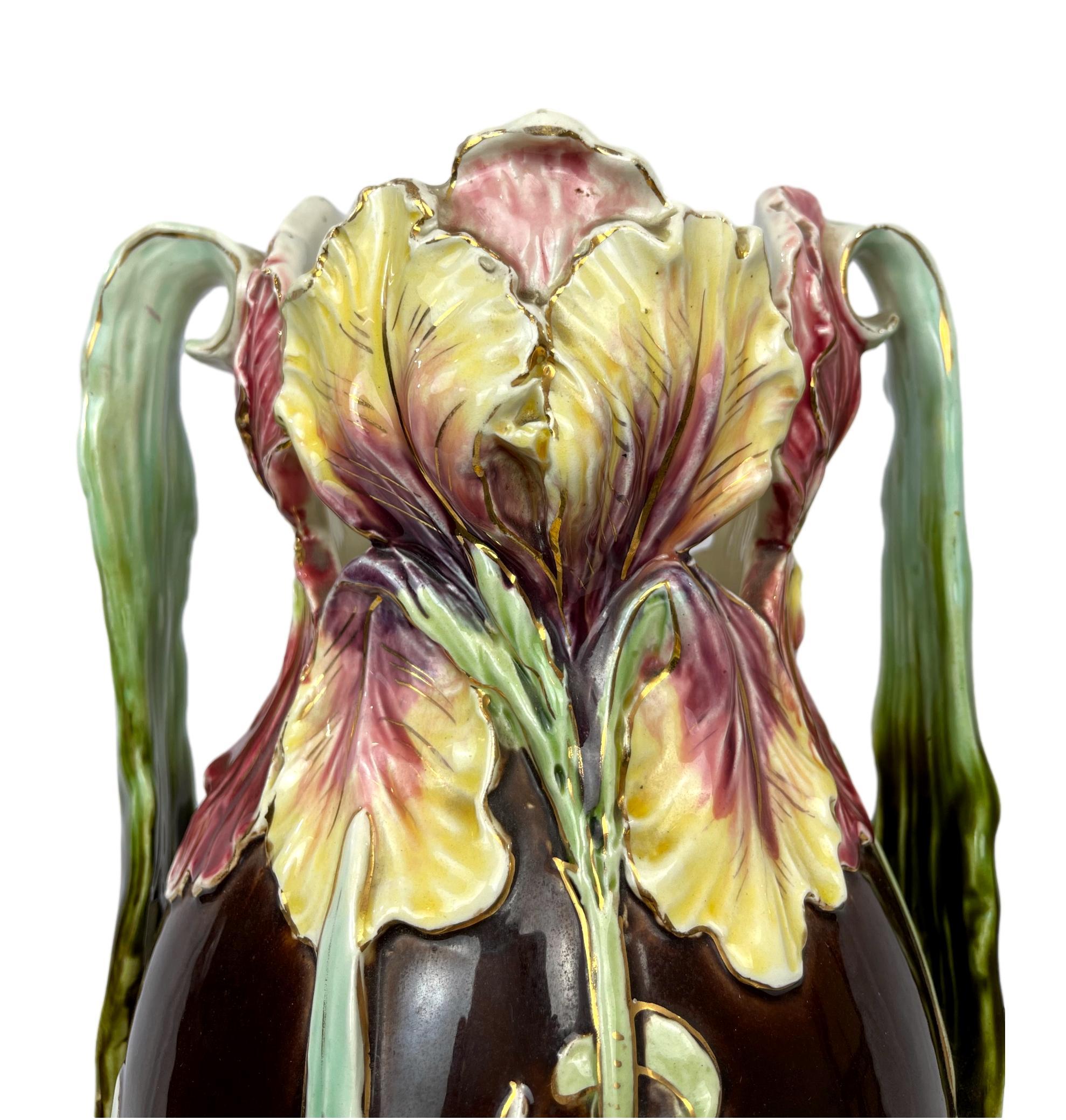 Art Nouveau Majolica Large Vase, 23-ins., Sarreguemines, French, ca. 1895 In Good Condition In Banner Elk, NC