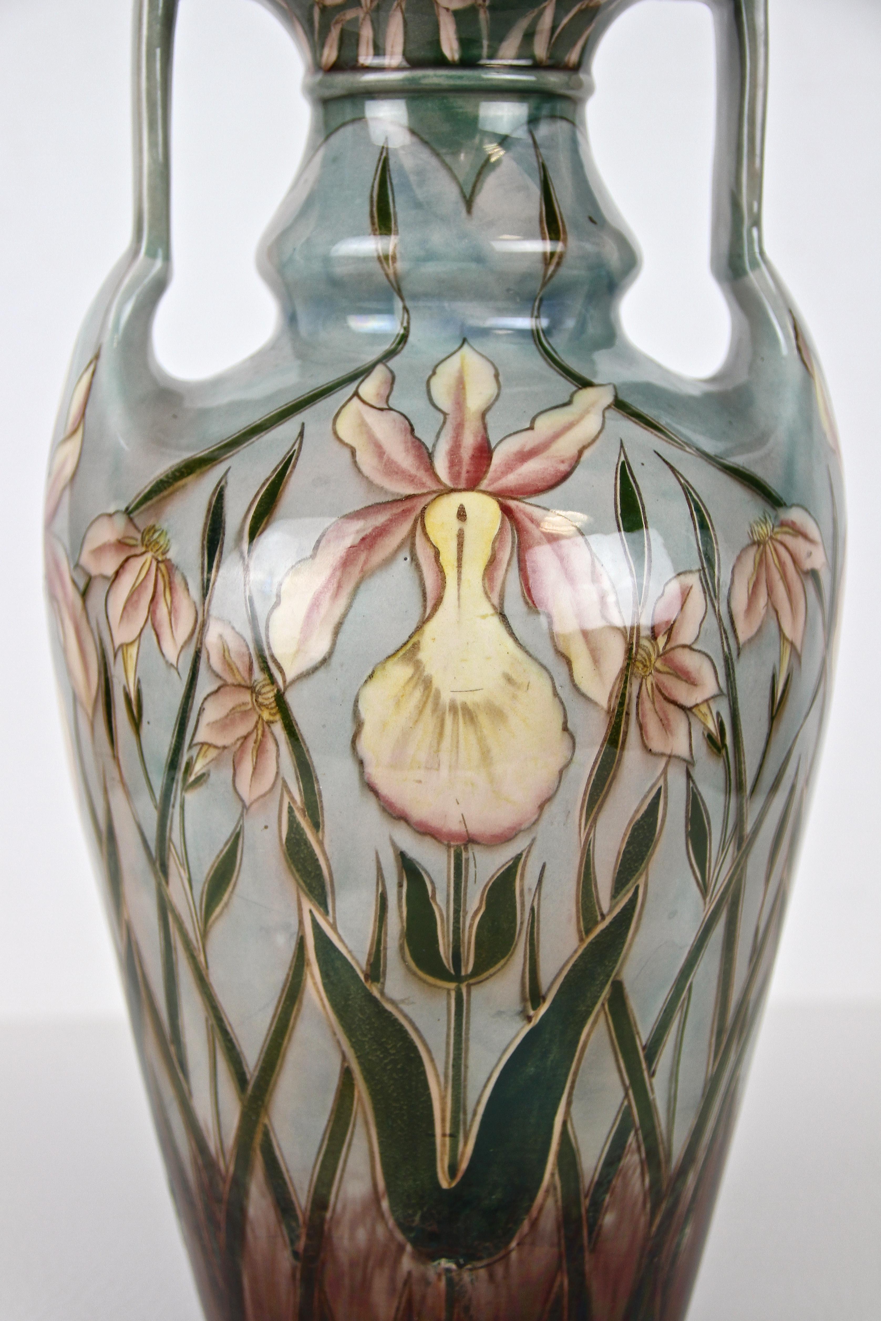 Jugendstil-Majolika-Vase von Gerbing & Stephan, Bohemia um 1910 (Tschechisch) im Angebot