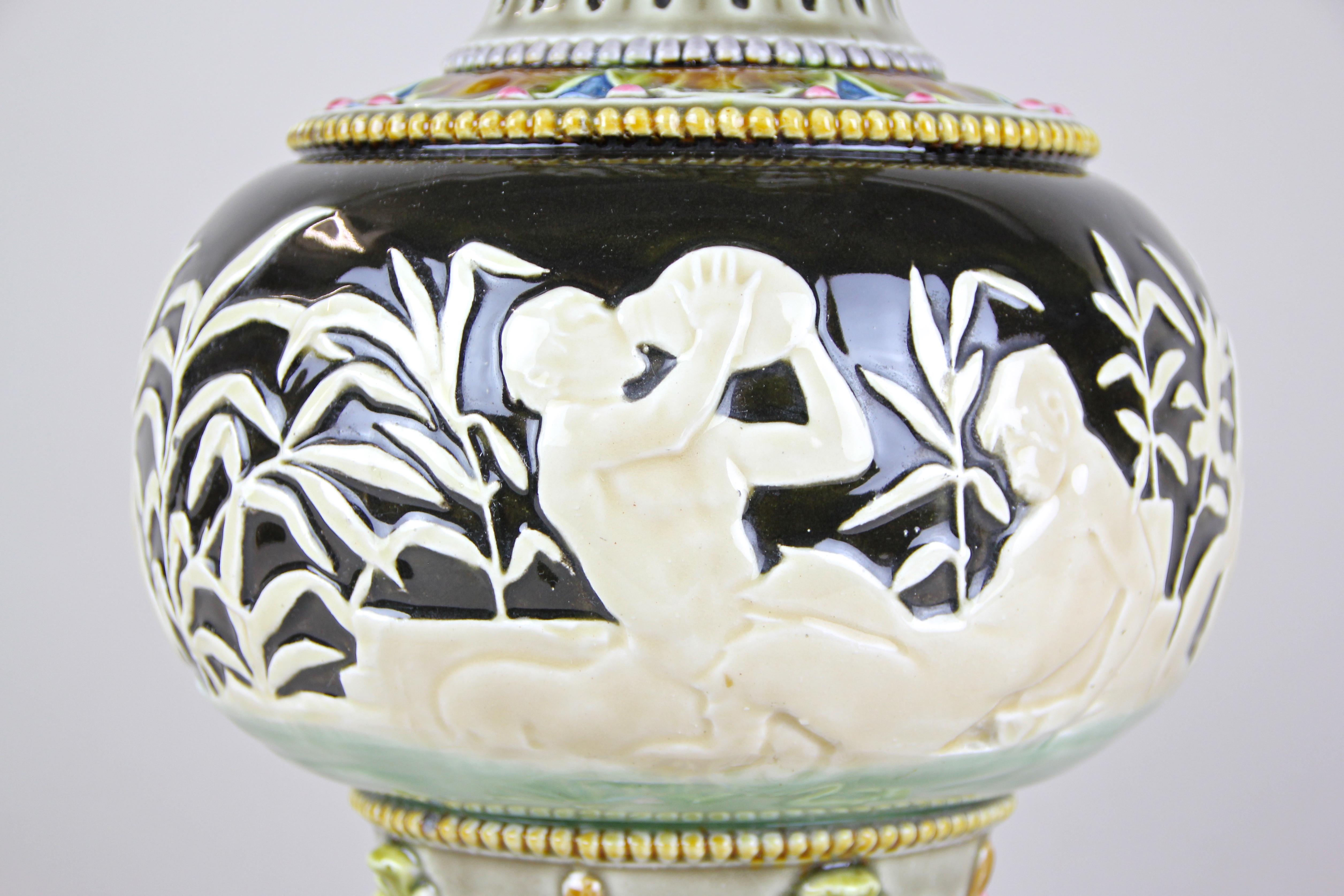 Art Nouveau Majolica Vase by Schuetz Blansko, CZ, circa 1900 5