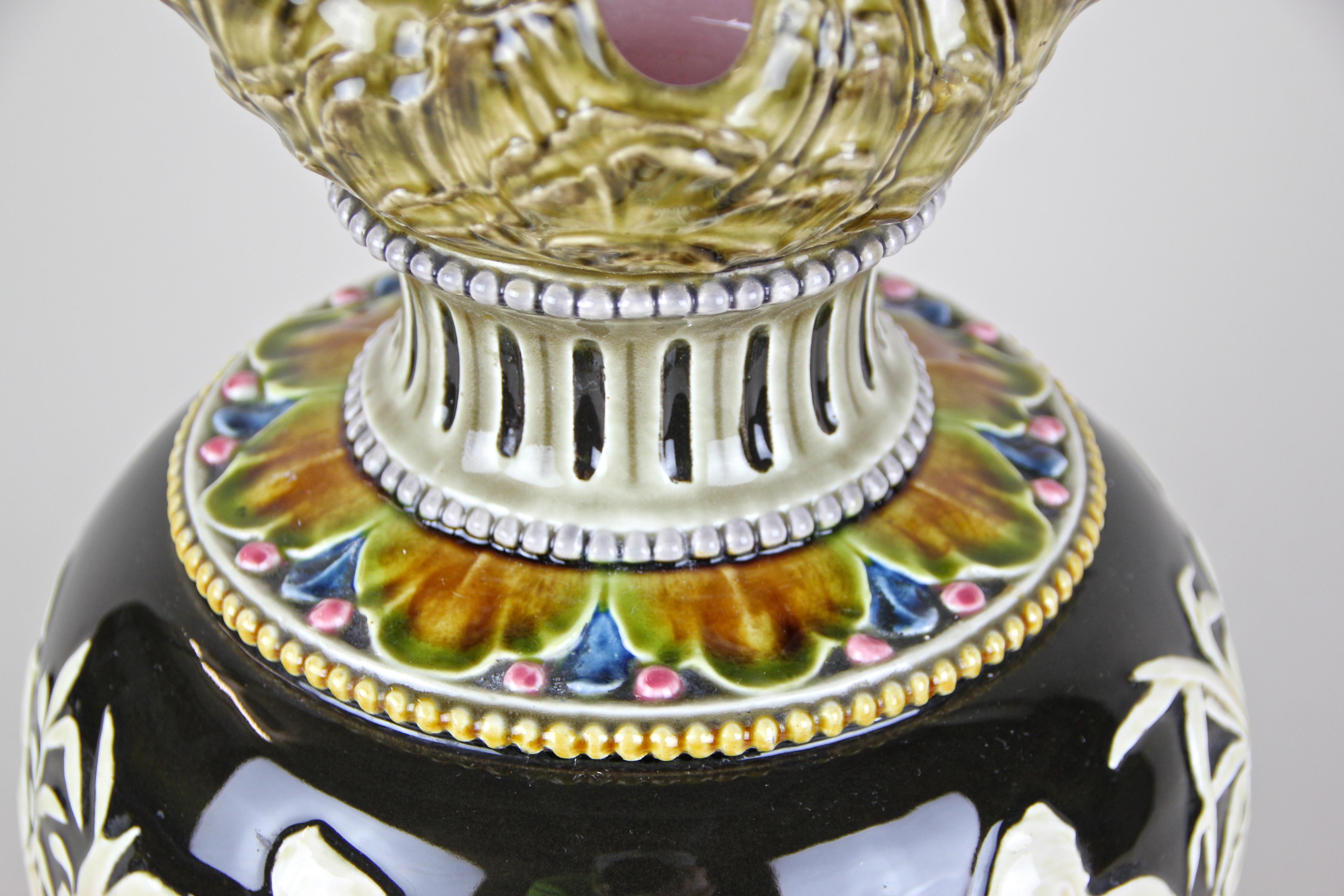 Art Nouveau Majolica Vase by Schuetz Blansko, CZ, circa 1900 7