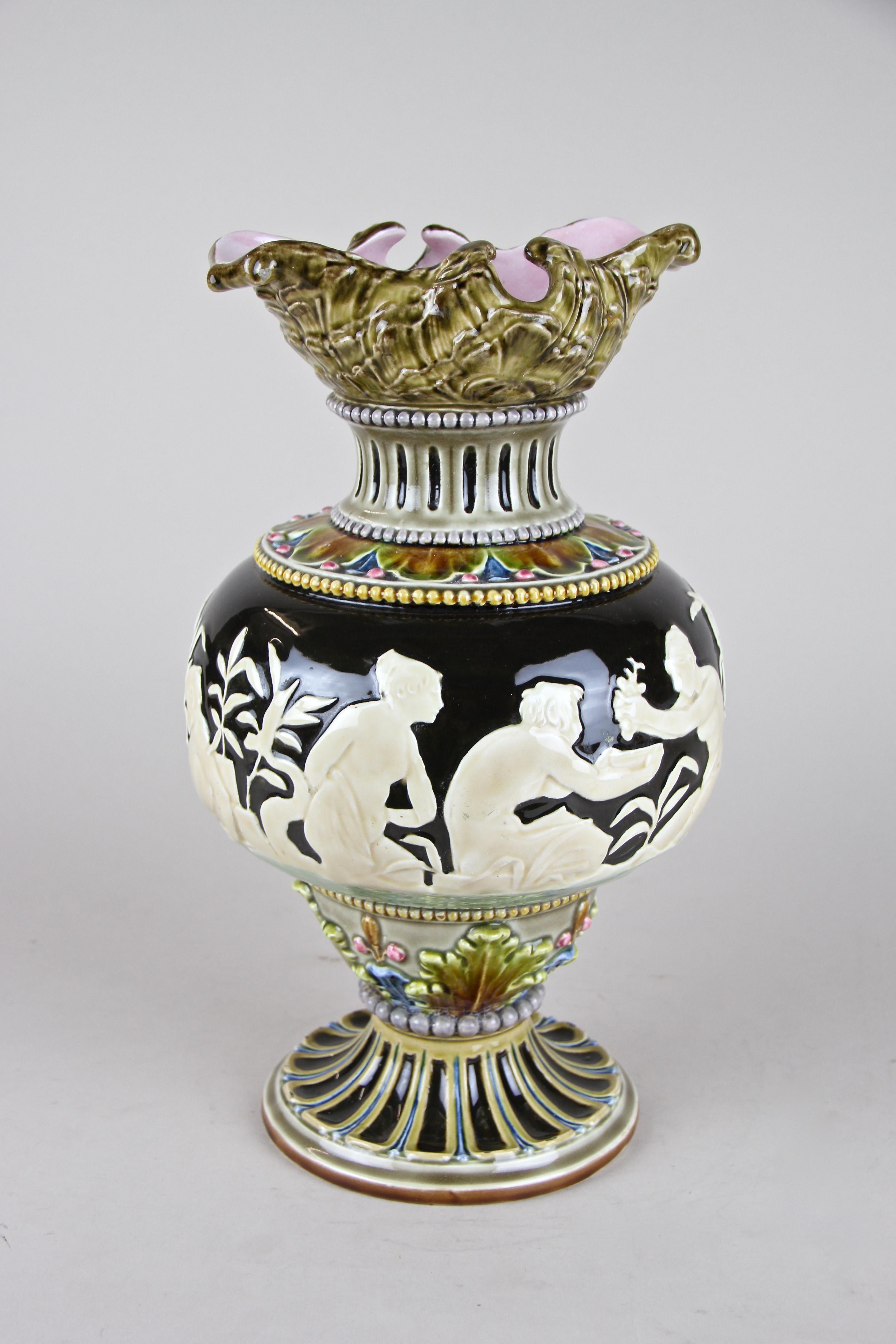 Gorgeous Art Nouveau Majolica vase out of the famous manufactory of Schultz Blansko, CZ around 1900. Definitely on of the nicest we have ever had from Schuetz Blansko. This masterpiece impresses with its unique shape and wonderful design. The
