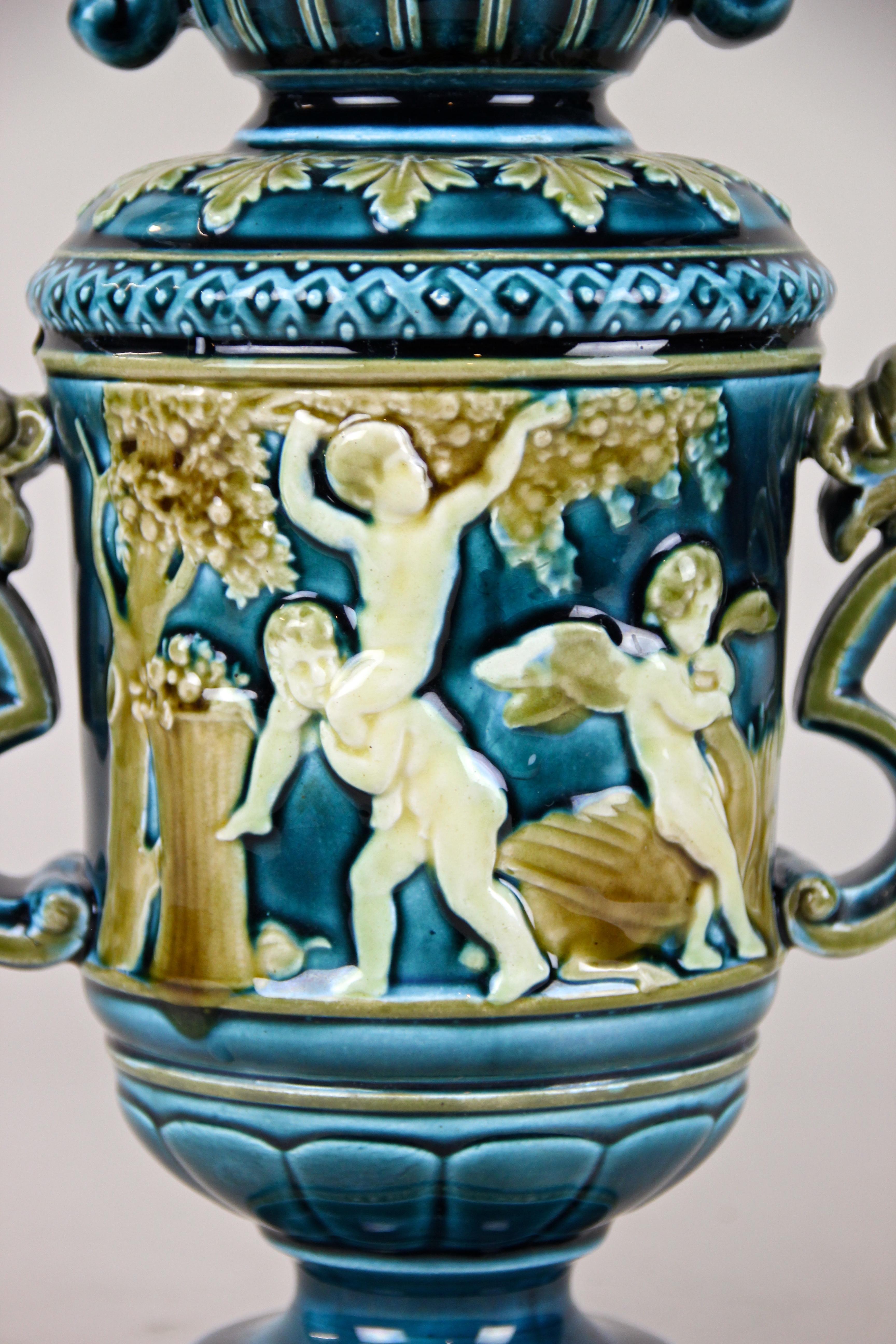 Art Nouveau Majolica Vase by Schuetz Blansko, CZ, circa 1900 3