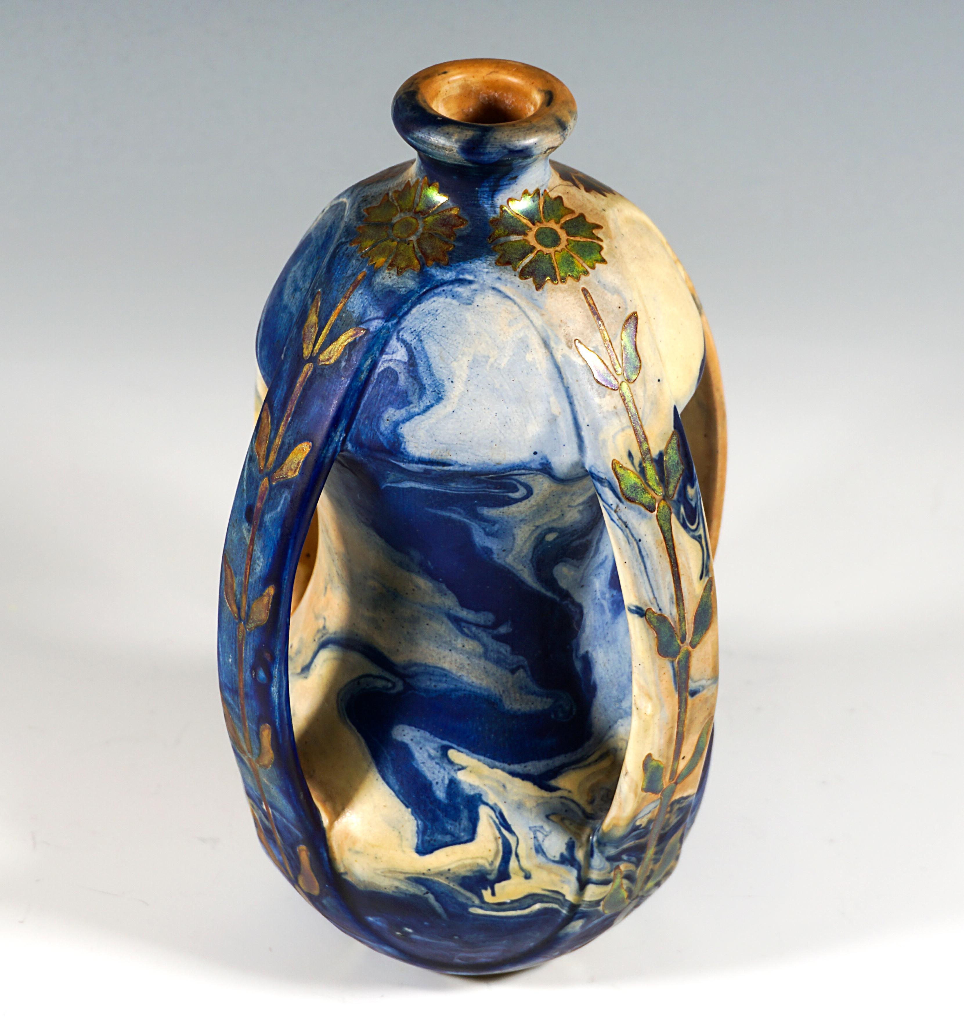 Vaso in maiolica Art Nouveau di Tádé Sikorski per Zsolnay, Pécs, Ungheria, ca. 1900 1