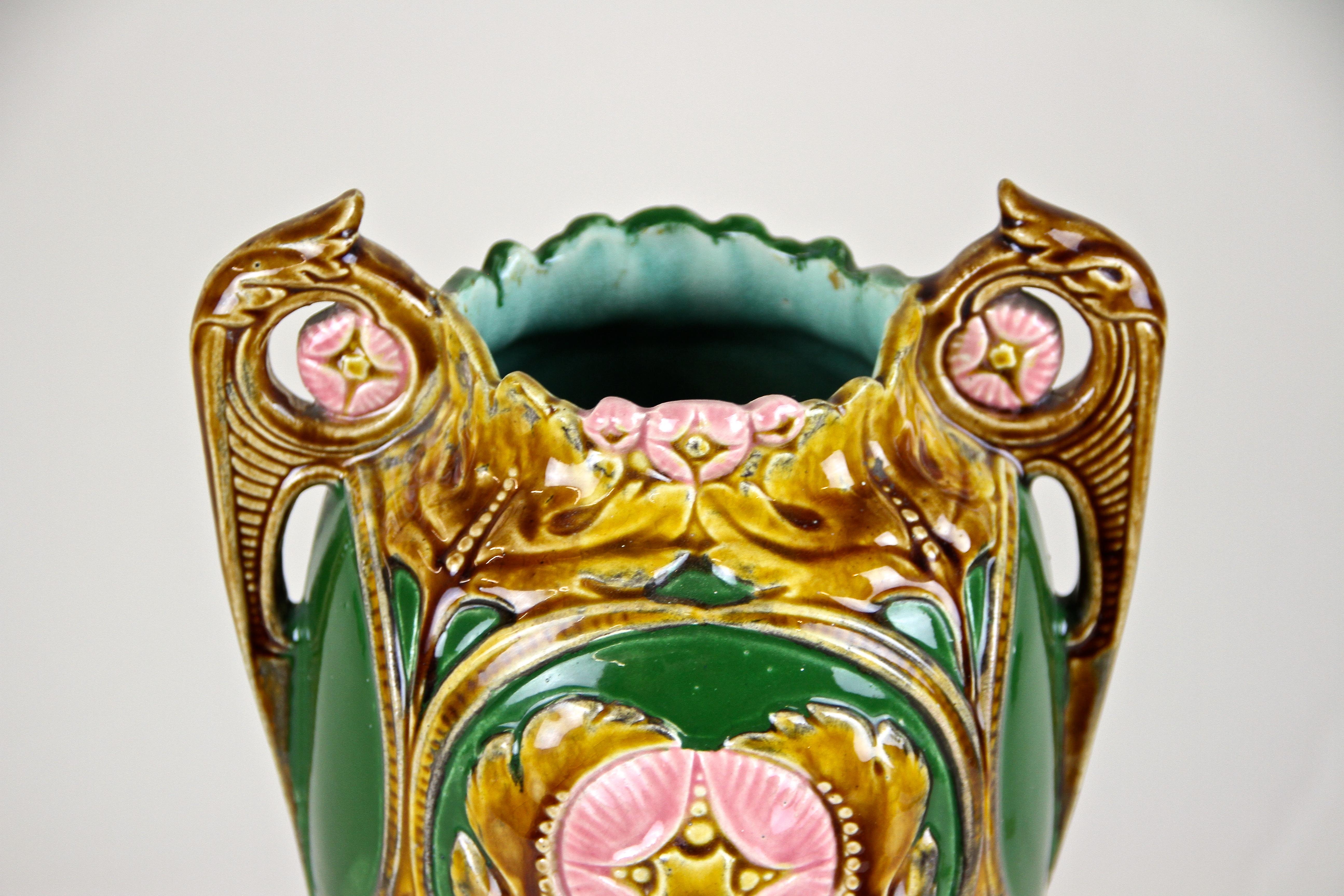 Art Nouveau Majolica Vase Hand Painted, France, circa 1900 4