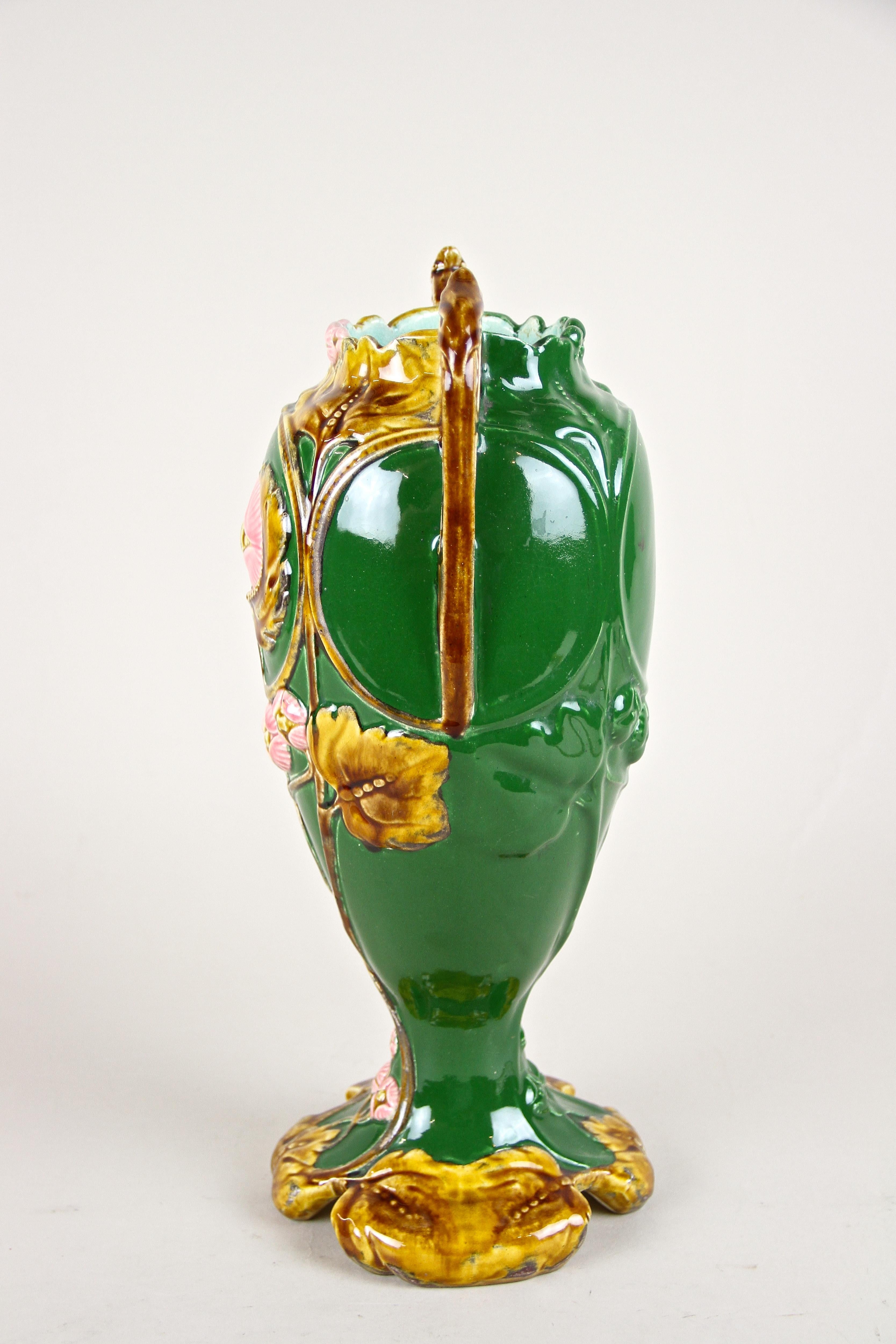 Art Nouveau Majolica Vase Hand Painted, France, circa 1900 1