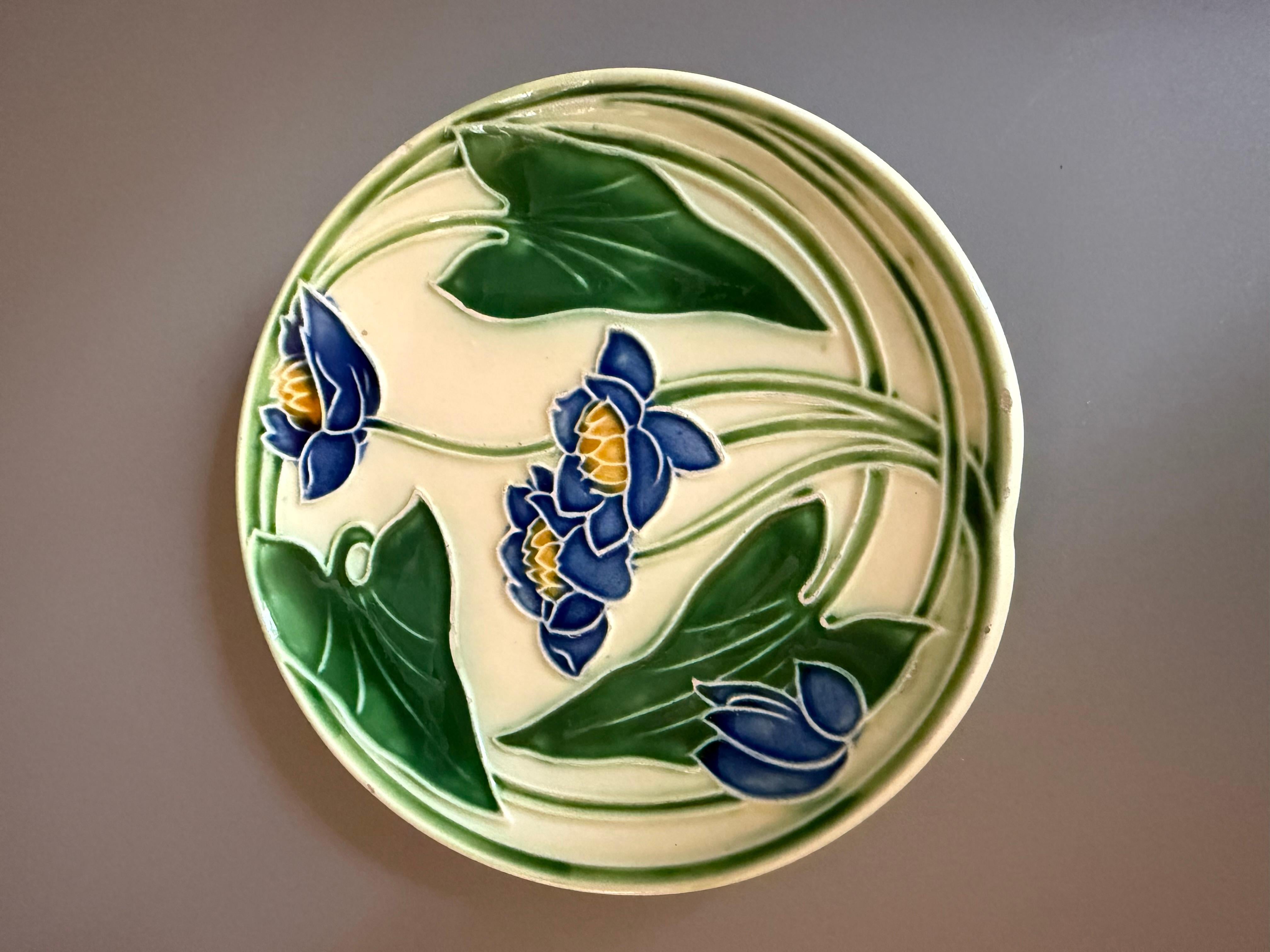 Glazed Art Nouveau Majolica Water Lilies Villeroy Boch Germany For Sale