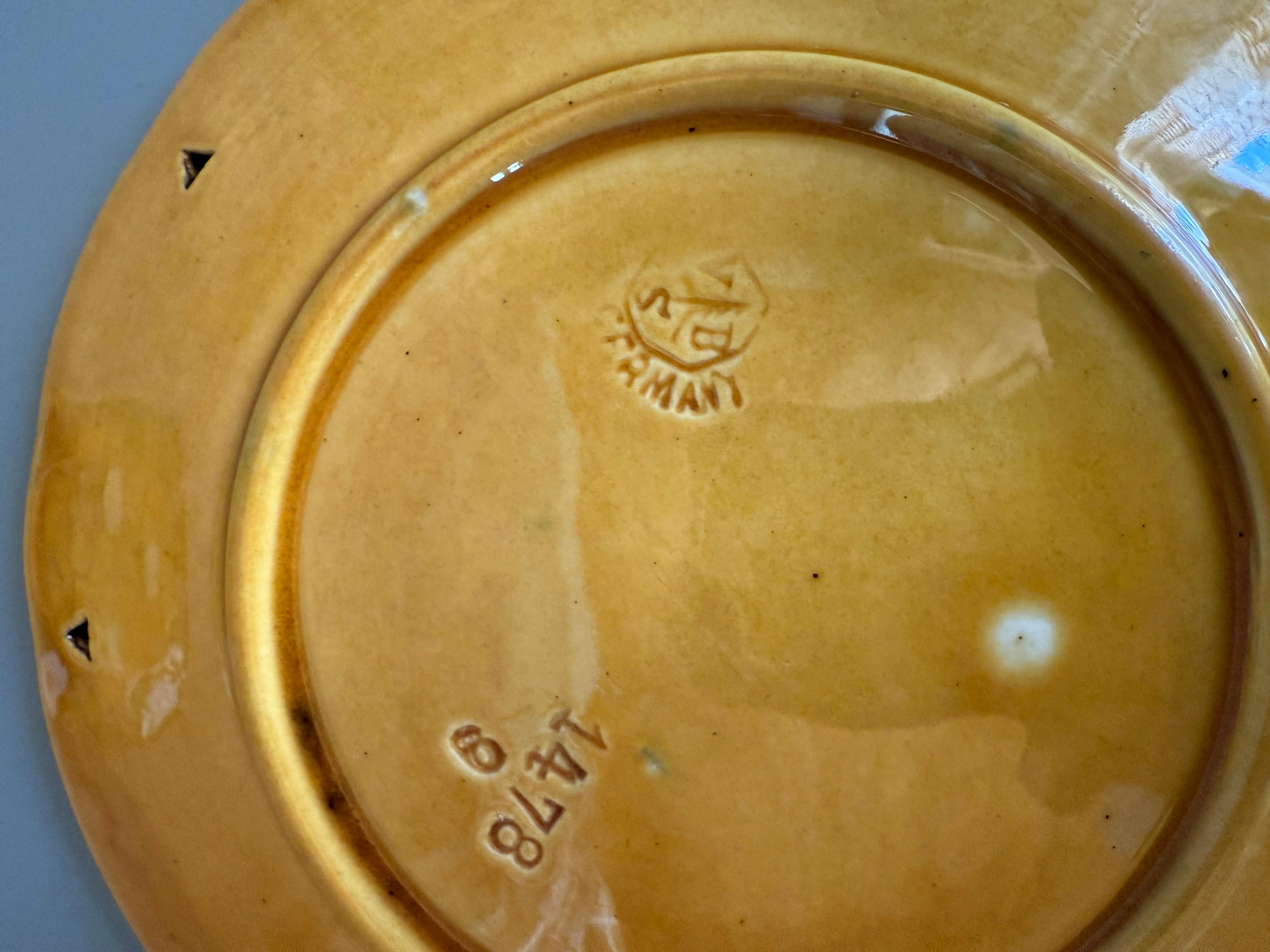 Art Nouveau Majolique Nénuphar Deux Assiettes Villeroy & Boch 1890 en vente 1