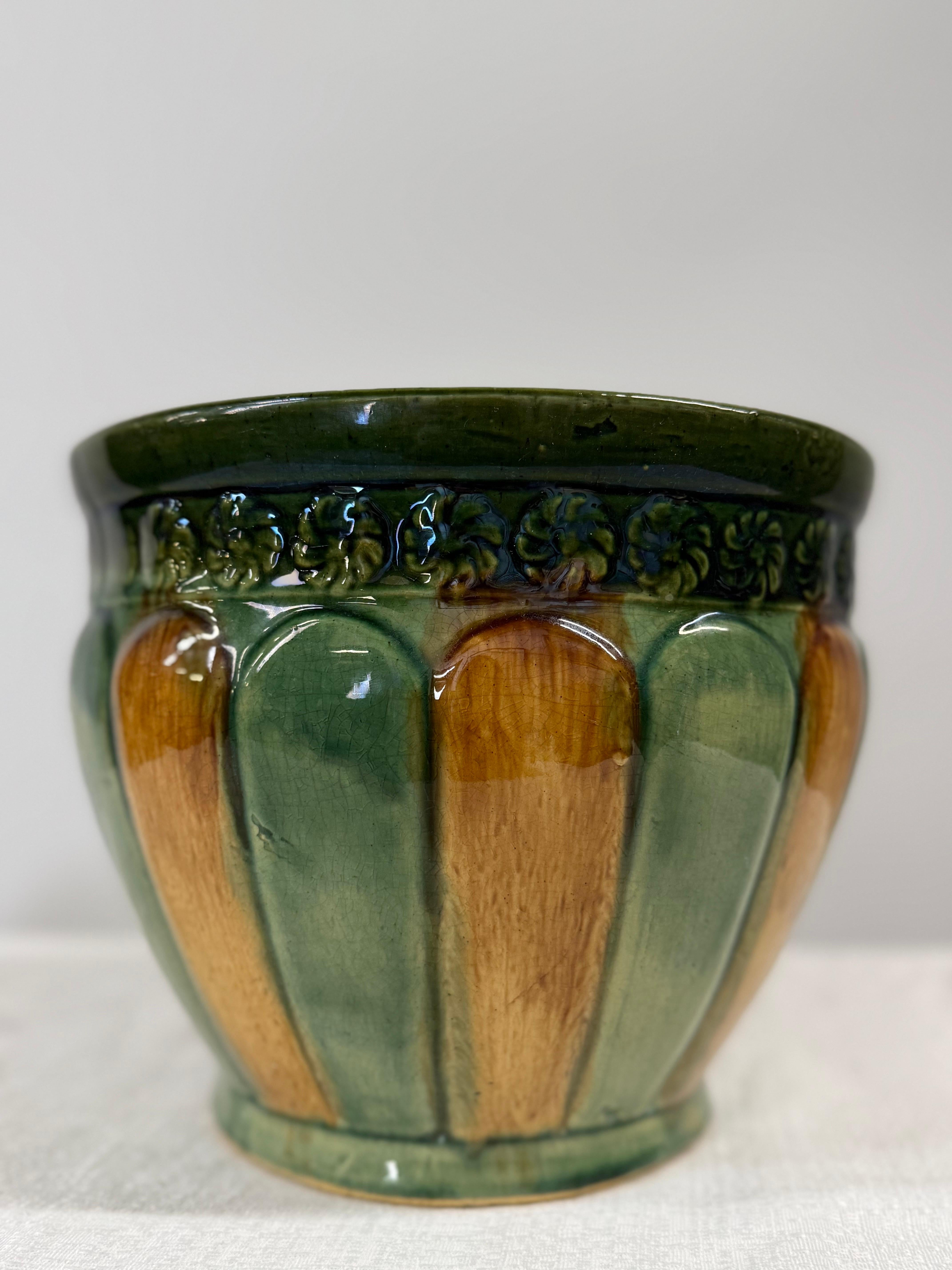 Fioriera o giardiniera in maiolica Weller Pottery in stile Art Nouveau, coppia compatibile In condizioni buone a Plainview, NY
