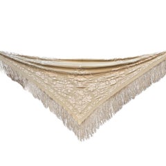 Mantón de Manila Art Nouveau en Seda Bordada Gris Piedra , Pañuelo