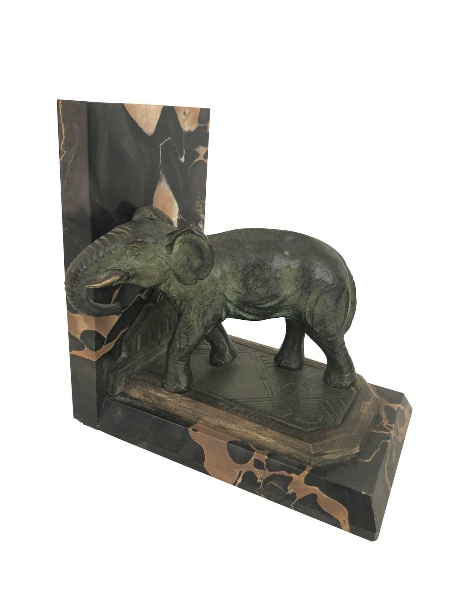 Early 20th Century Art Nouveau Marble-Bookends with Bronze-Elephants by MARIONNET, France, 1900s