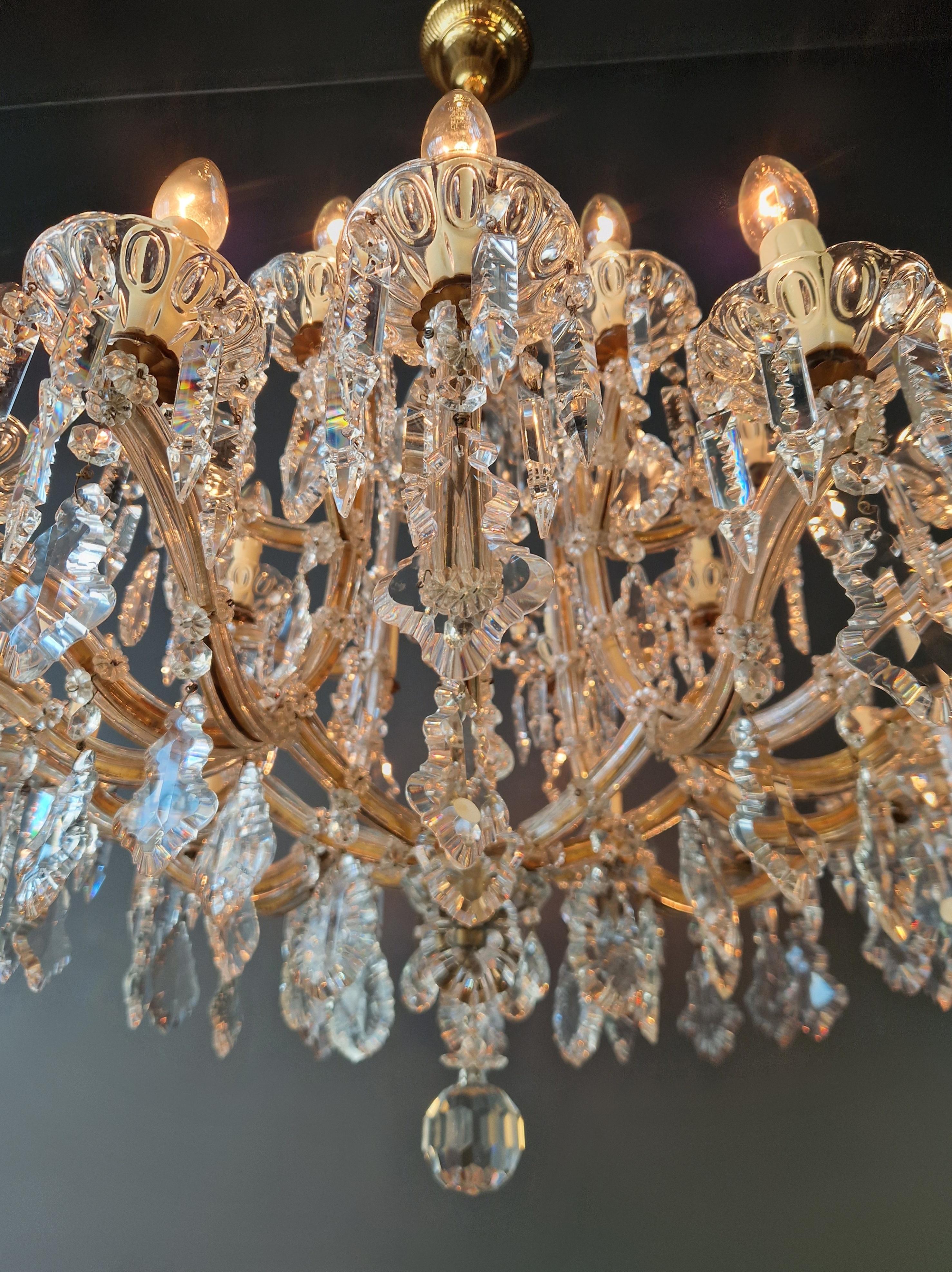 Art Nouveau Lustre Maria Theresa en cristal Feuille d'Erable Verre Antique Bon état - En vente à Berlin, DE