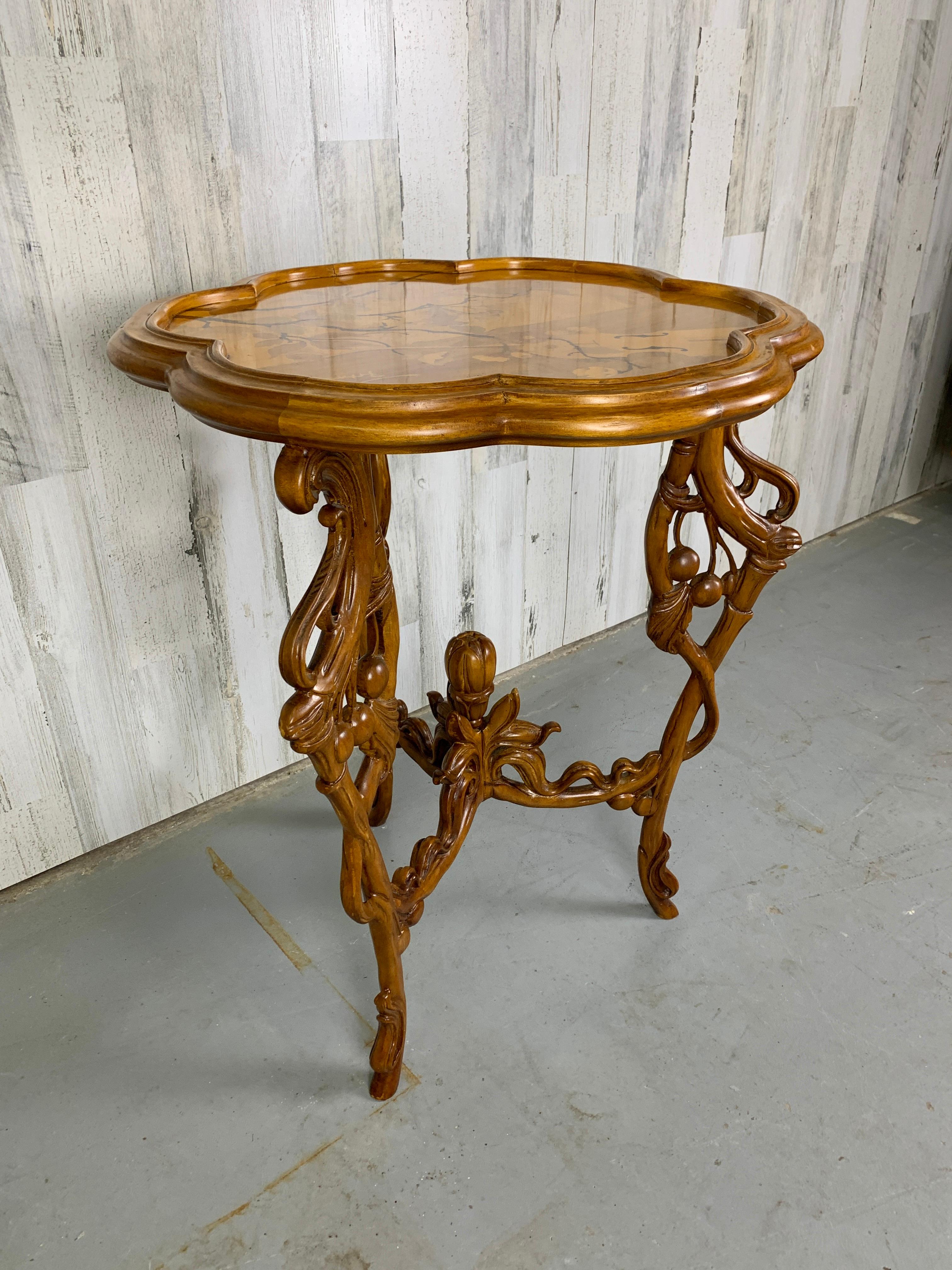 Art Nouveau Marquetry Corner Table  For Sale 4