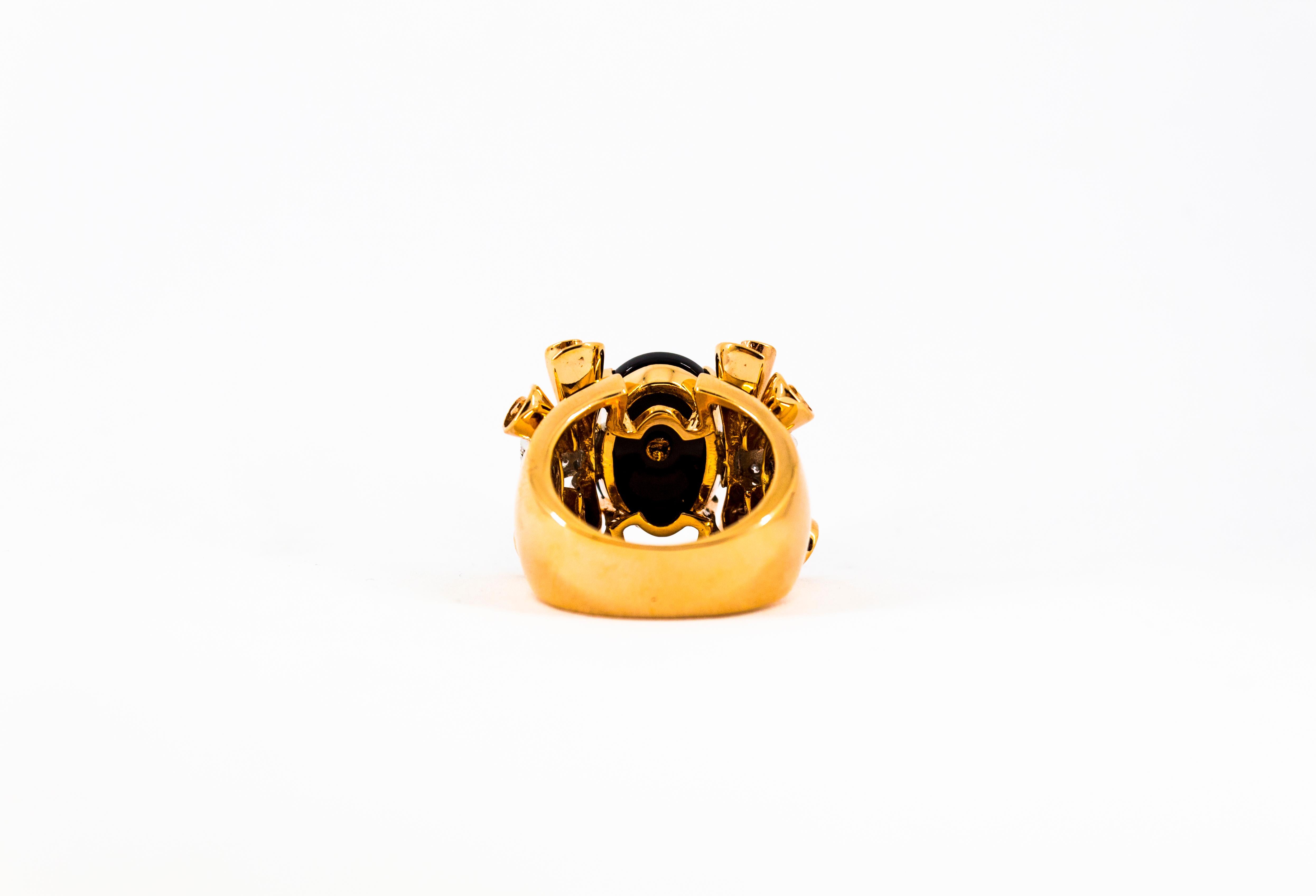 Bague cocktail Art Nouveau en or jaune avec corail rouge méditerranéen, diamants blancs et onyx en vente 8