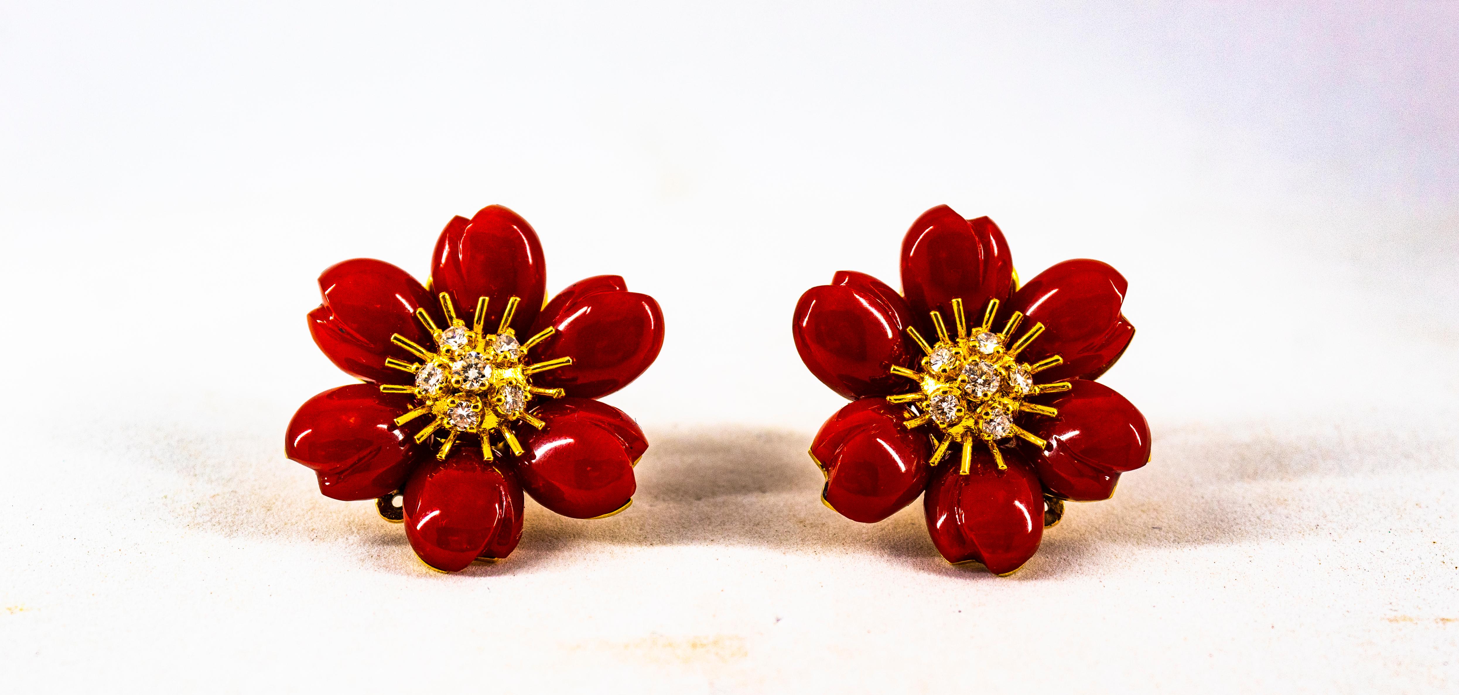 Jugendstil Ohrringe „Flowers“ aus Gelbgold mit mediterraner roter Koralle und weißen Diamanten im Angebot 6