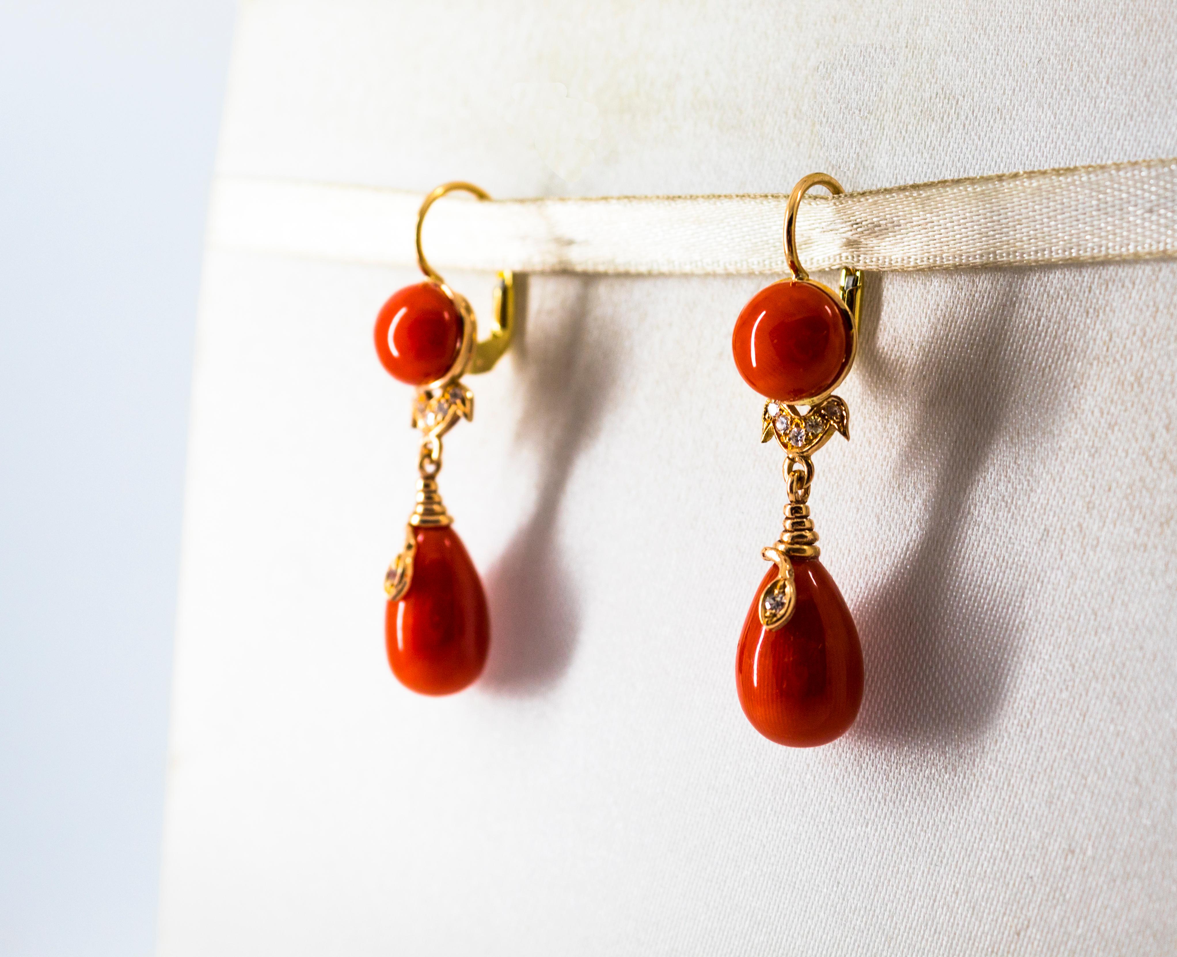 Jugendstil-Ohrringe „Schlangen“ aus Gelbgold mit mediterraner roter Koralle und weißen Diamanten (Art nouveau) im Angebot
