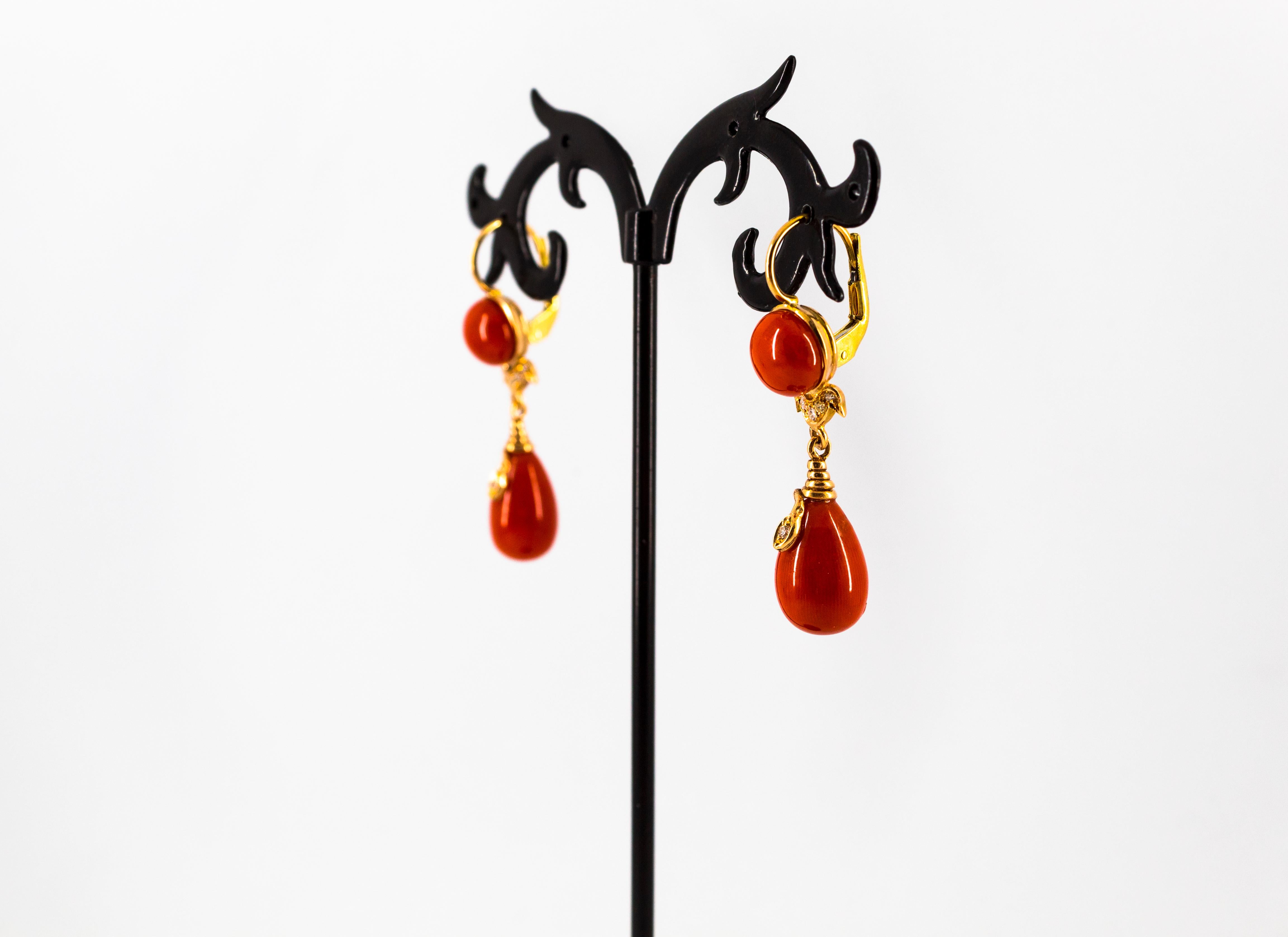 Jugendstil-Ohrringe „Schlangen“ aus Gelbgold mit mediterraner roter Koralle und weißen Diamanten im Angebot 1