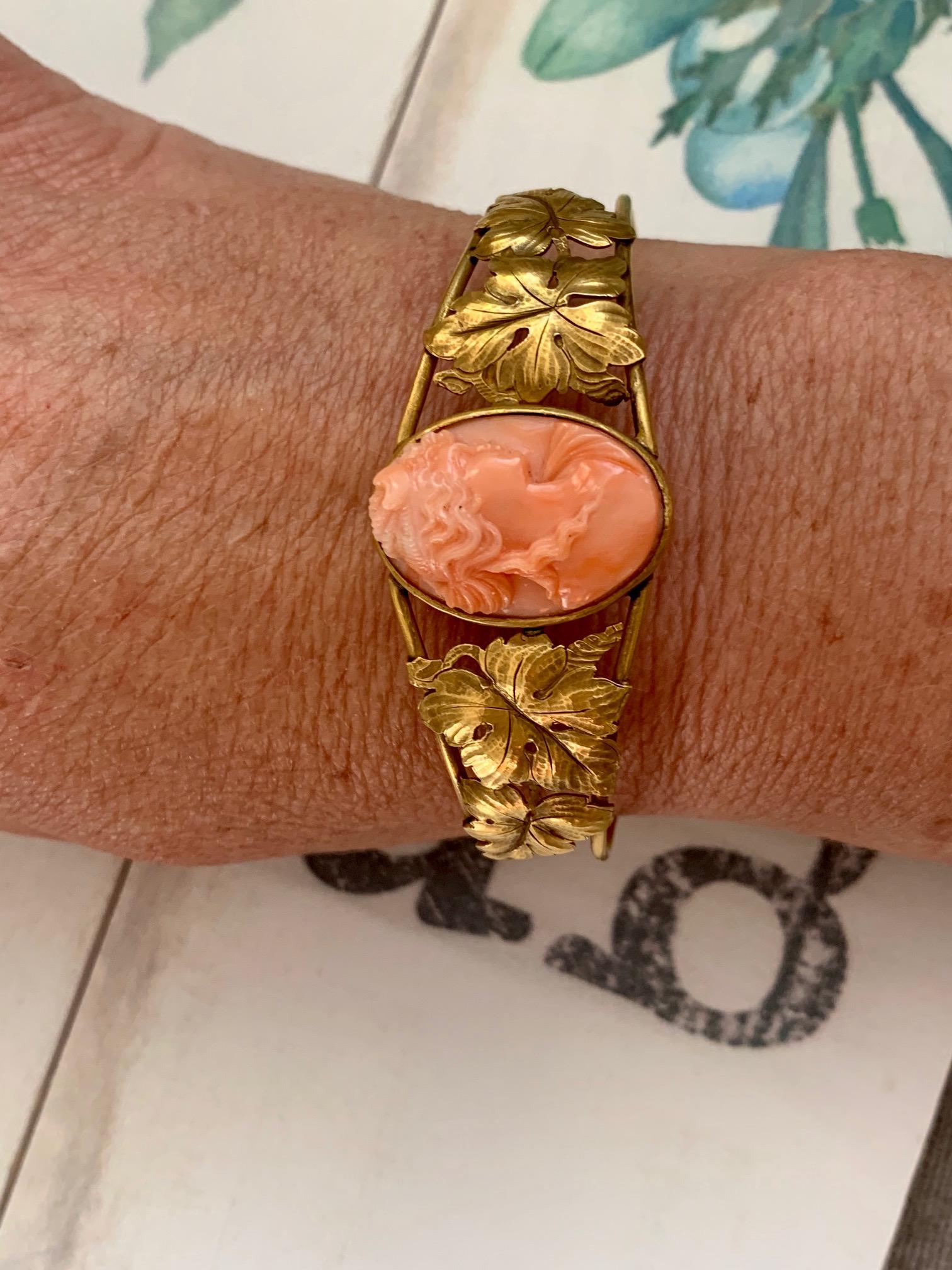 Art Nouveau Mediterranean Salmon Coral Cameo 14 Karat Gold Bangle For Sale 4