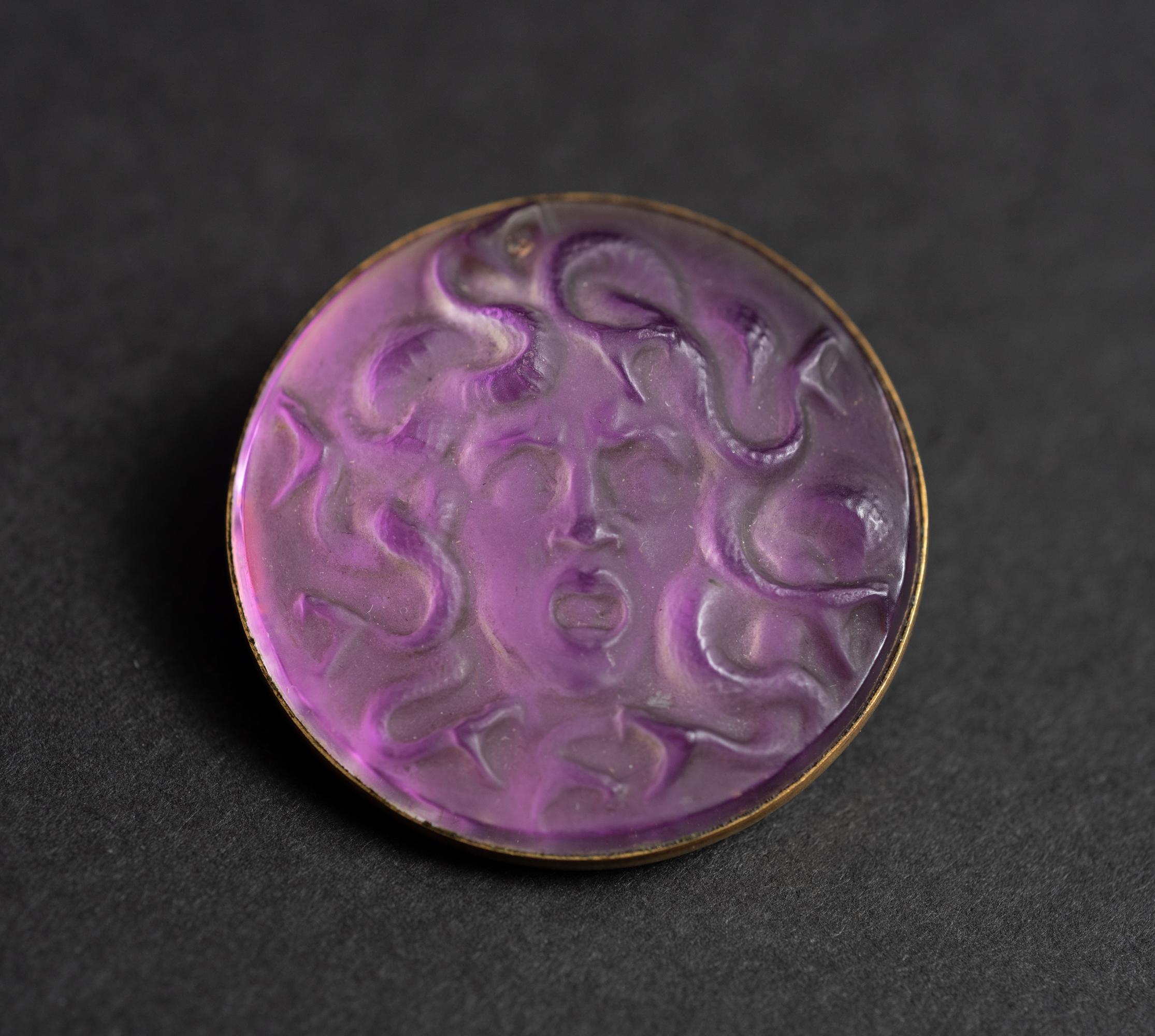 Molded Art Nouveau Medusa Brooch by René Lalique - Glass & Brass For Sale