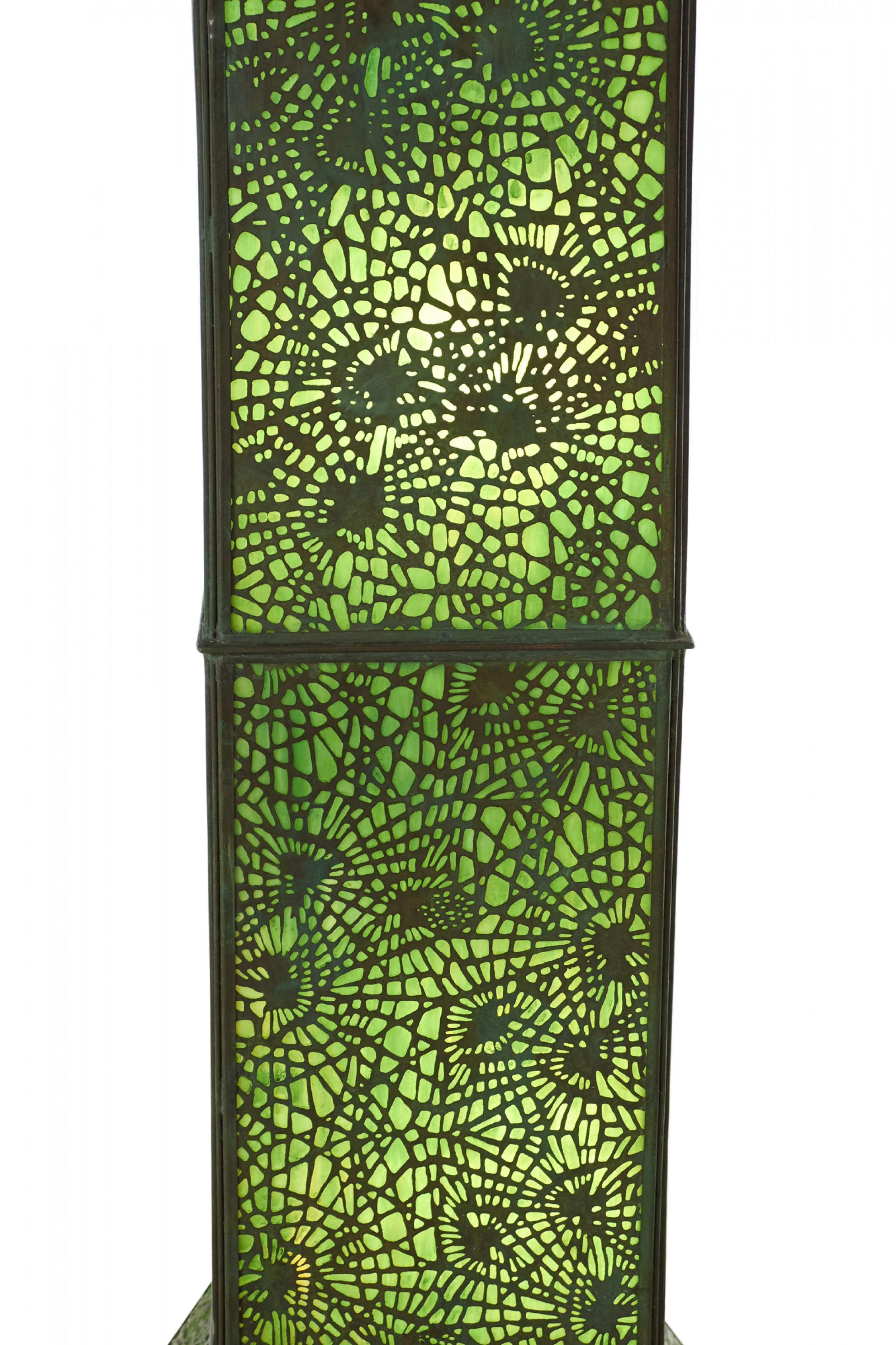 Art Nouveau Green Slag Glass and Metal Filigree Illuminated Pedestal For Sale 5