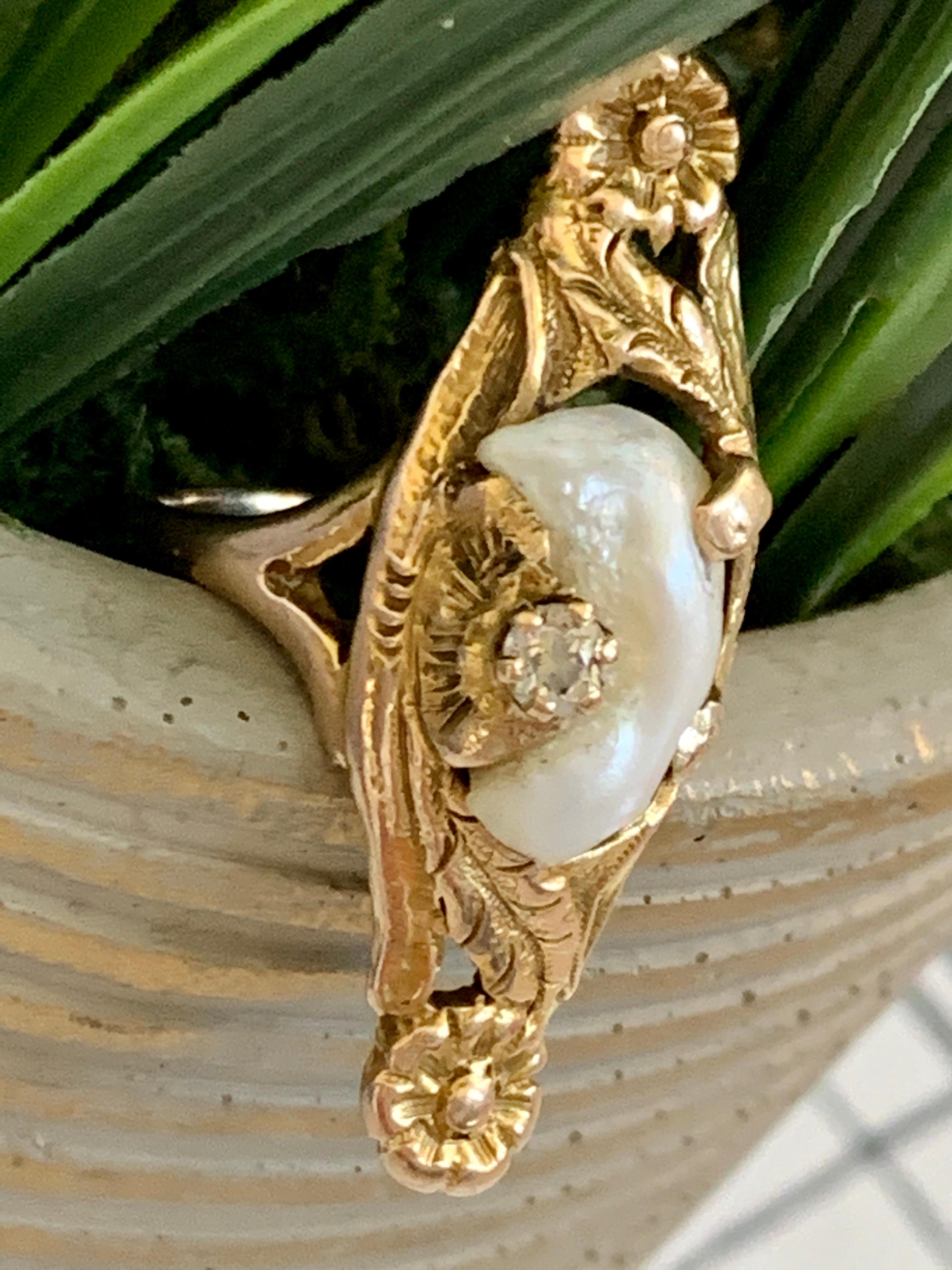 Art Nouveau Mississippi River Pearl & Euro Cut Diamond 10 Karat Yellow Gold Ring In Good Condition In St. Louis Park, MN