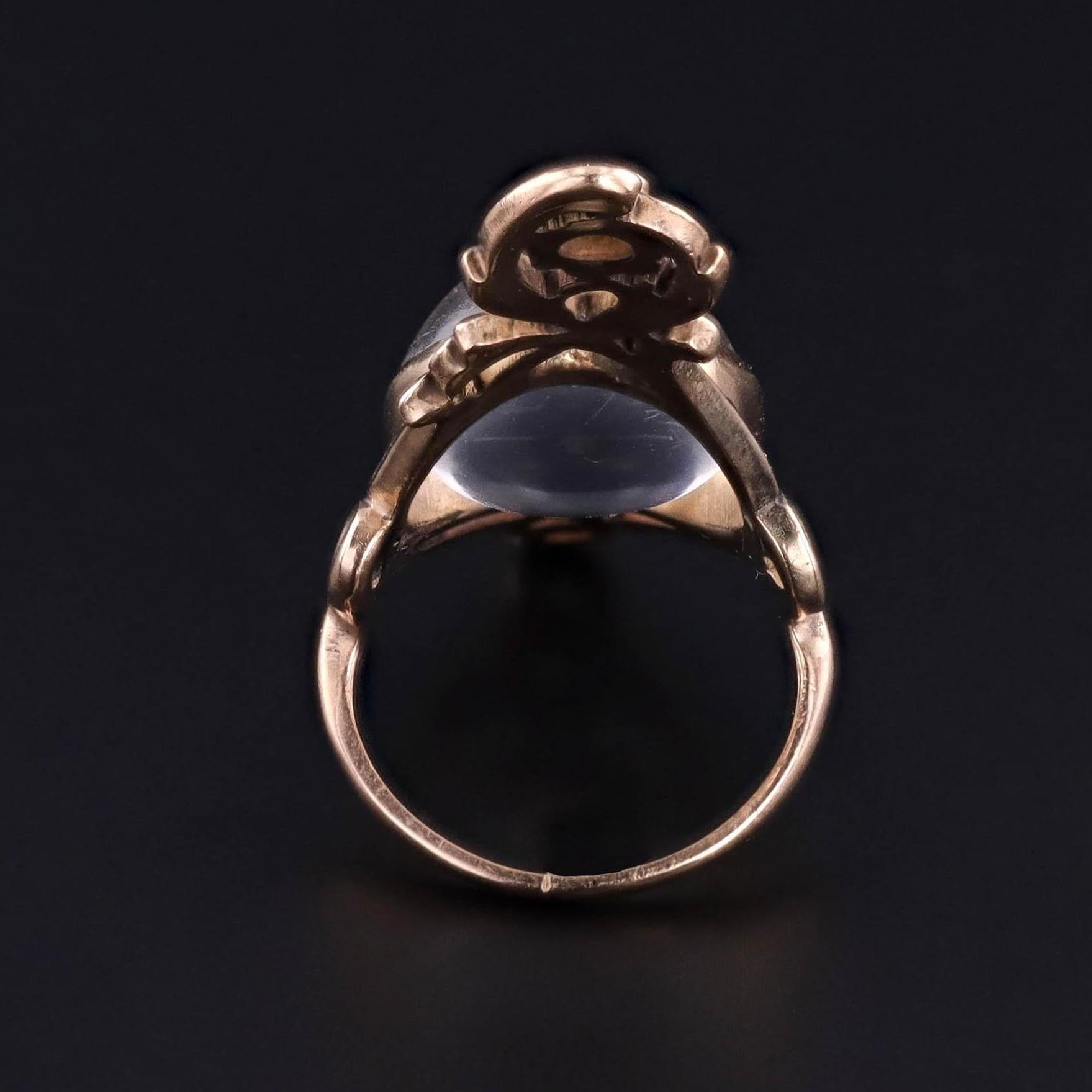 Art Nouveau Moonstone Ring of 14k Gold In Good Condition For Sale In Lewisburg, PA