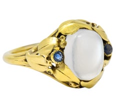 Art Nouveau Moonstone Sapphire 14 Karat Gold Ring, circa 1905