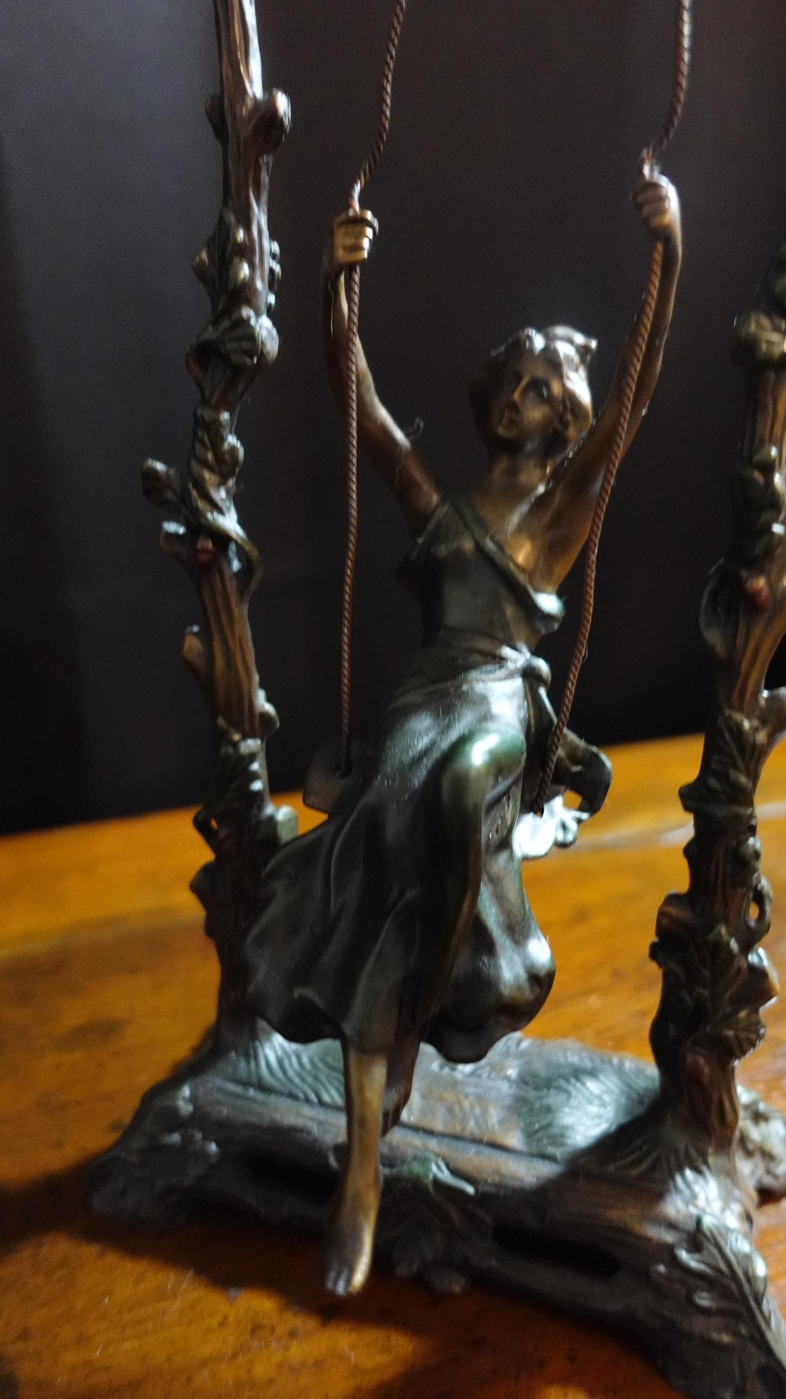 Sculpture en bronze Art Nouveau Moreau « Girl on Swing » (Fille sur balancier) en vente 7