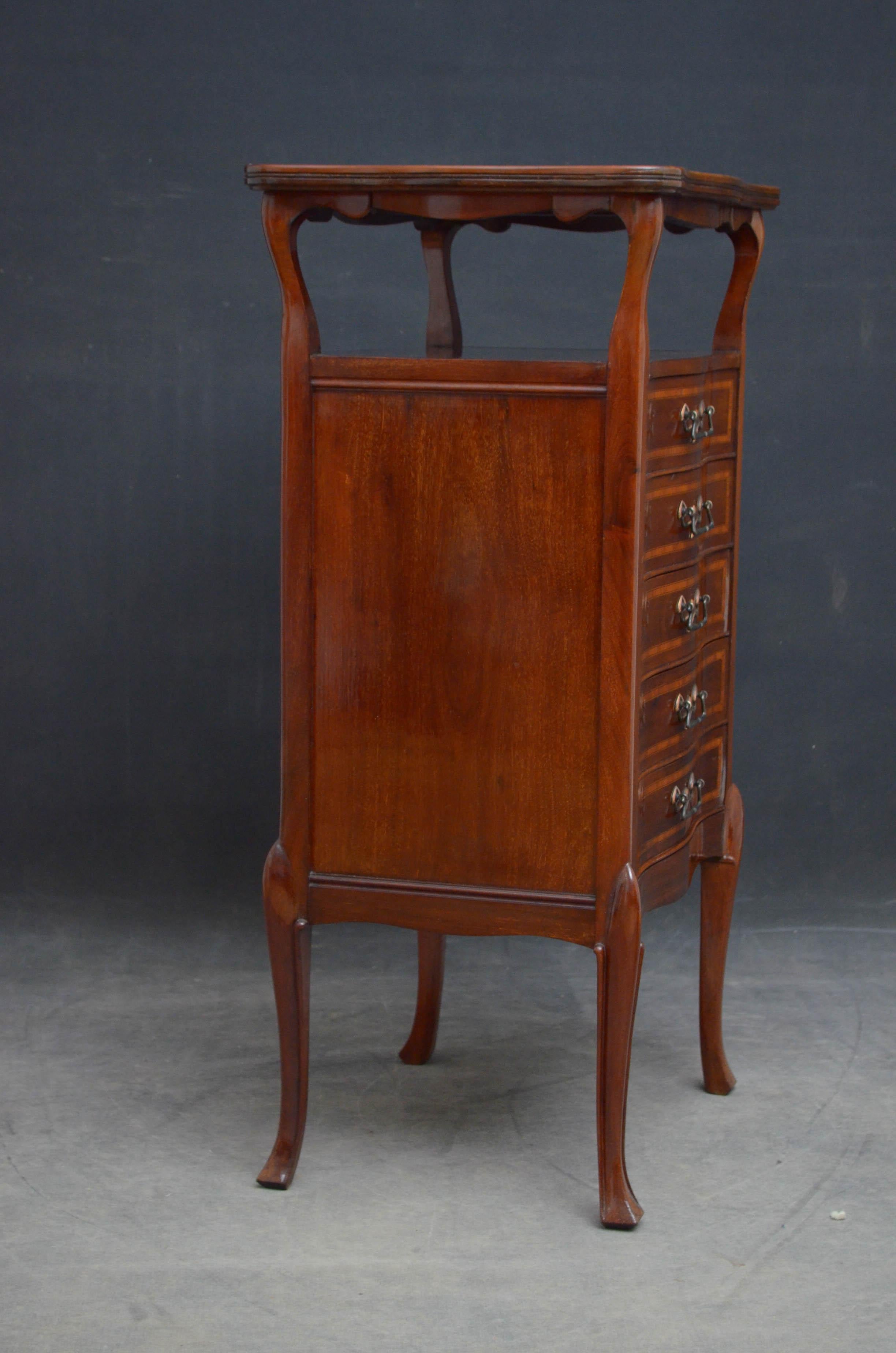 Art Nouveau Music Cabinet in Mahogany Stamped A. Wilson, Peck & Co, Sheffield For Sale 3
