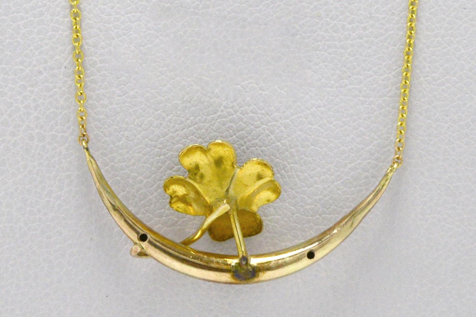 Art Nouveau Necklace Seed Pearl Flower Forget-Me-Not Antique Gold Floral Pendant In Good Condition In Santa Barbara, CA