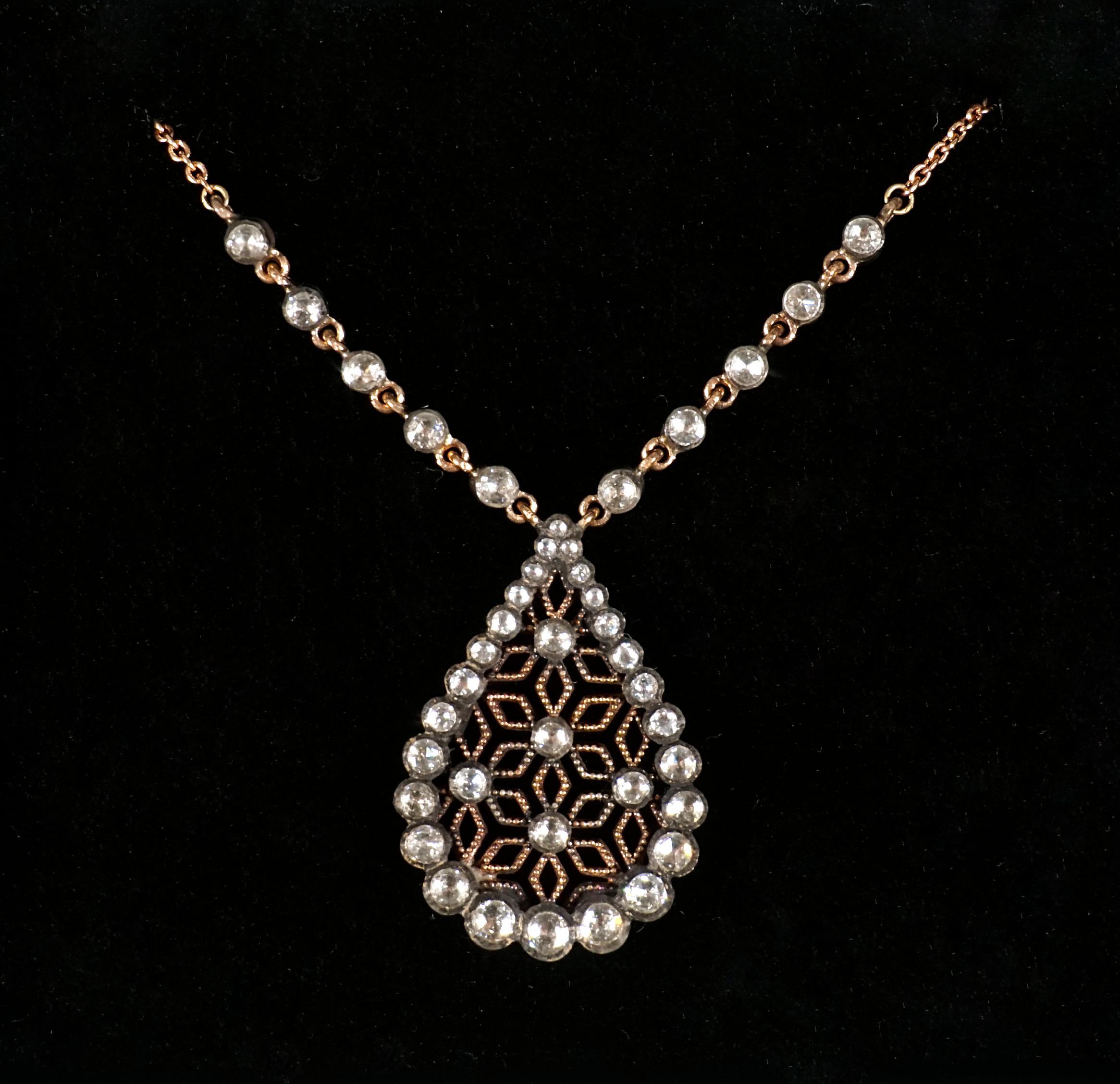 Women's Art Nouveau Necklace With Drop-shaped Pendant, Gold & Diamonds, Vienna, Ca 1900 For Sale