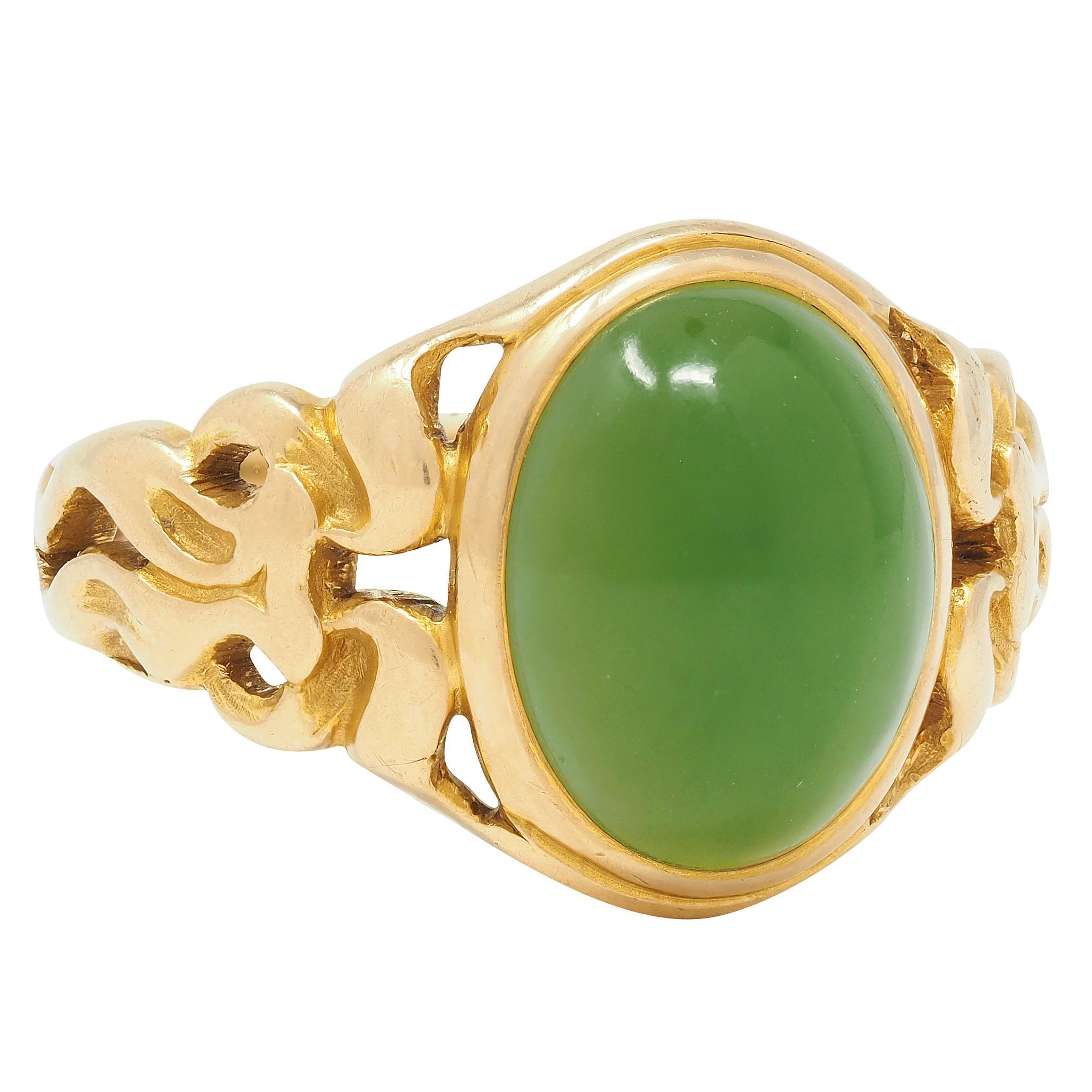 Cabochon Art Nouveau Nephrite Jade 14 Karat Yellow Gold Antique Unisex Signet Ring For Sale