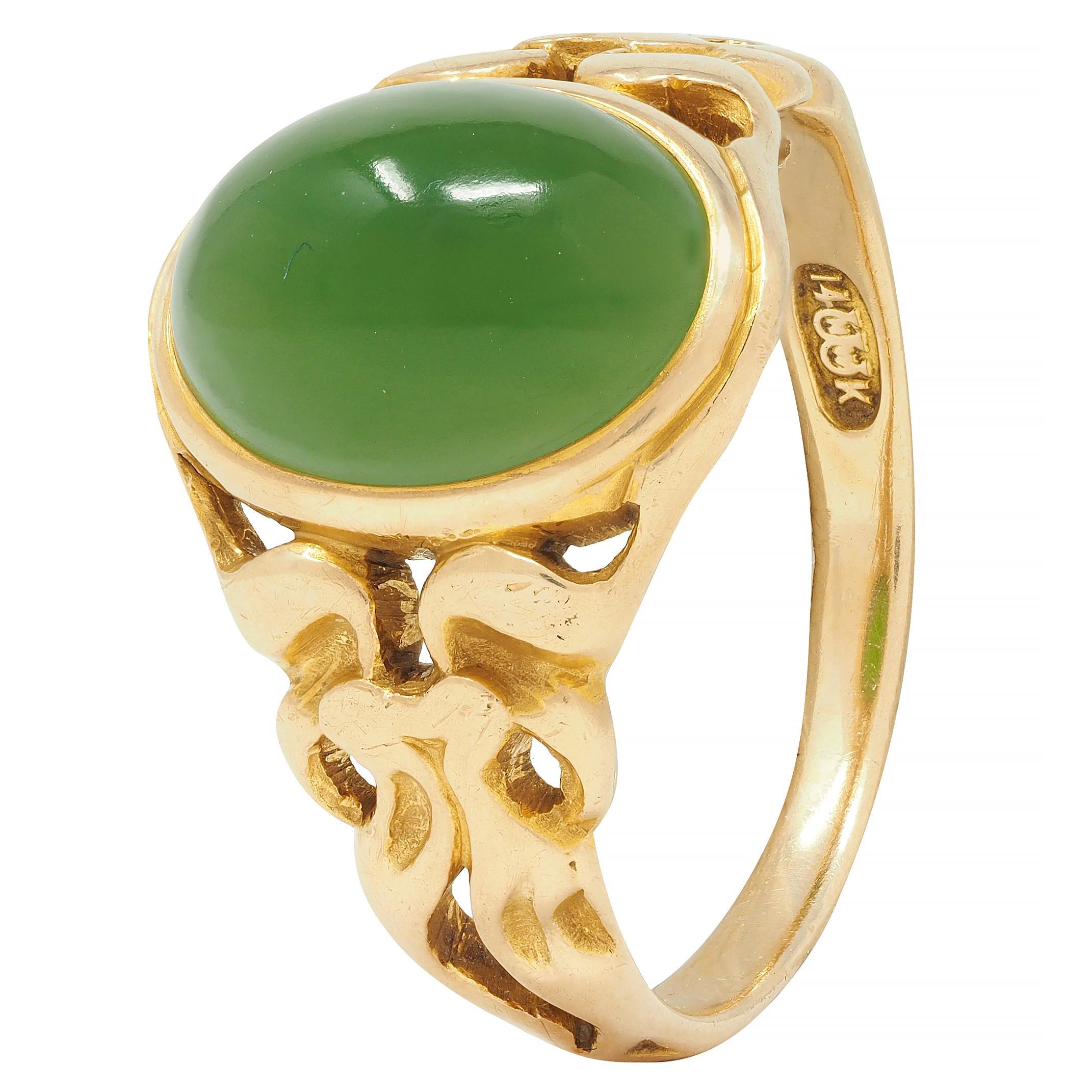 Art Nouveau Nephrite Jade 14 Karat Yellow Gold Antique Unisex Signet Ring For Sale 5