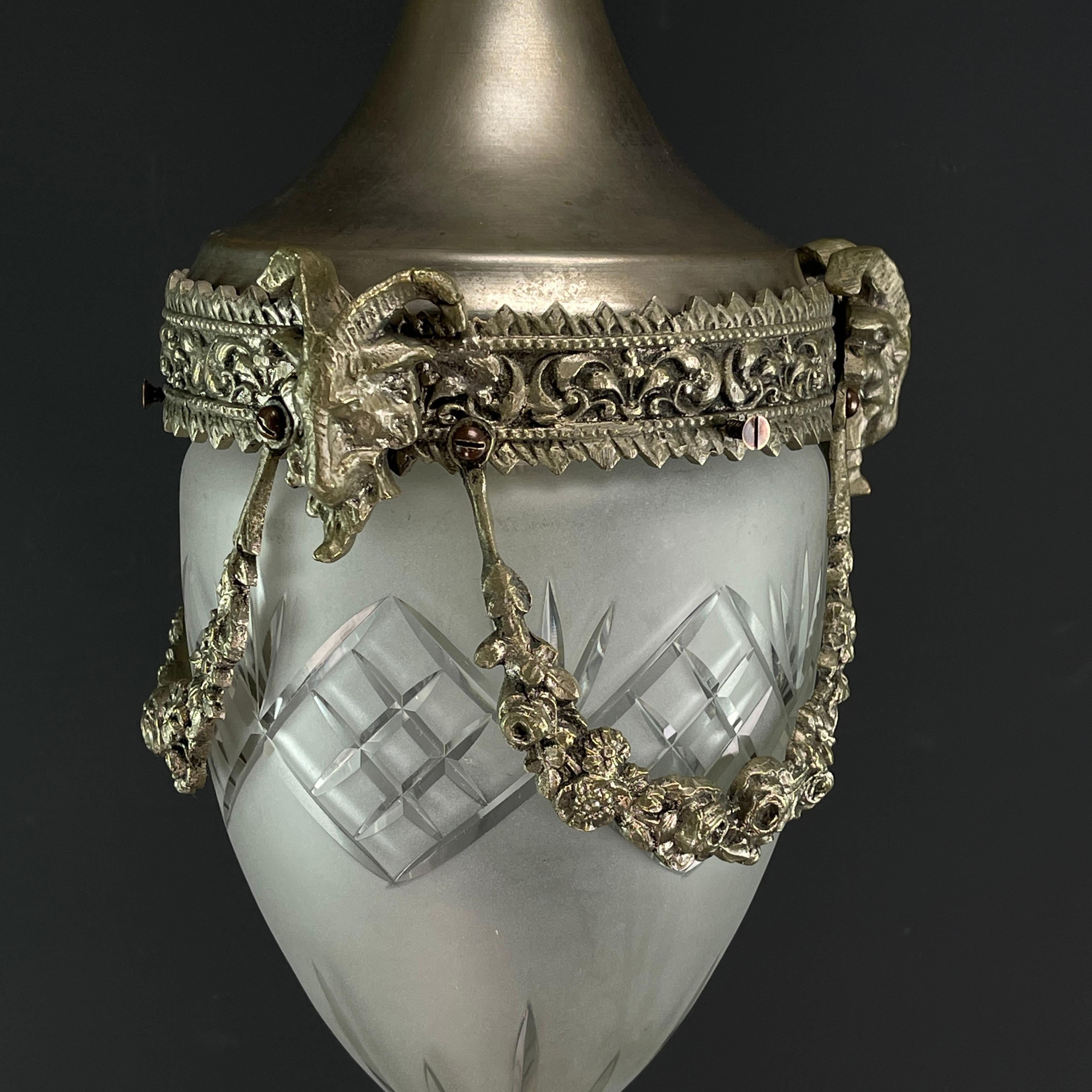 Art nouveau Lampe suspendue Art Nouveau en nickel en forme de goutte d'eau, années 1900 en vente