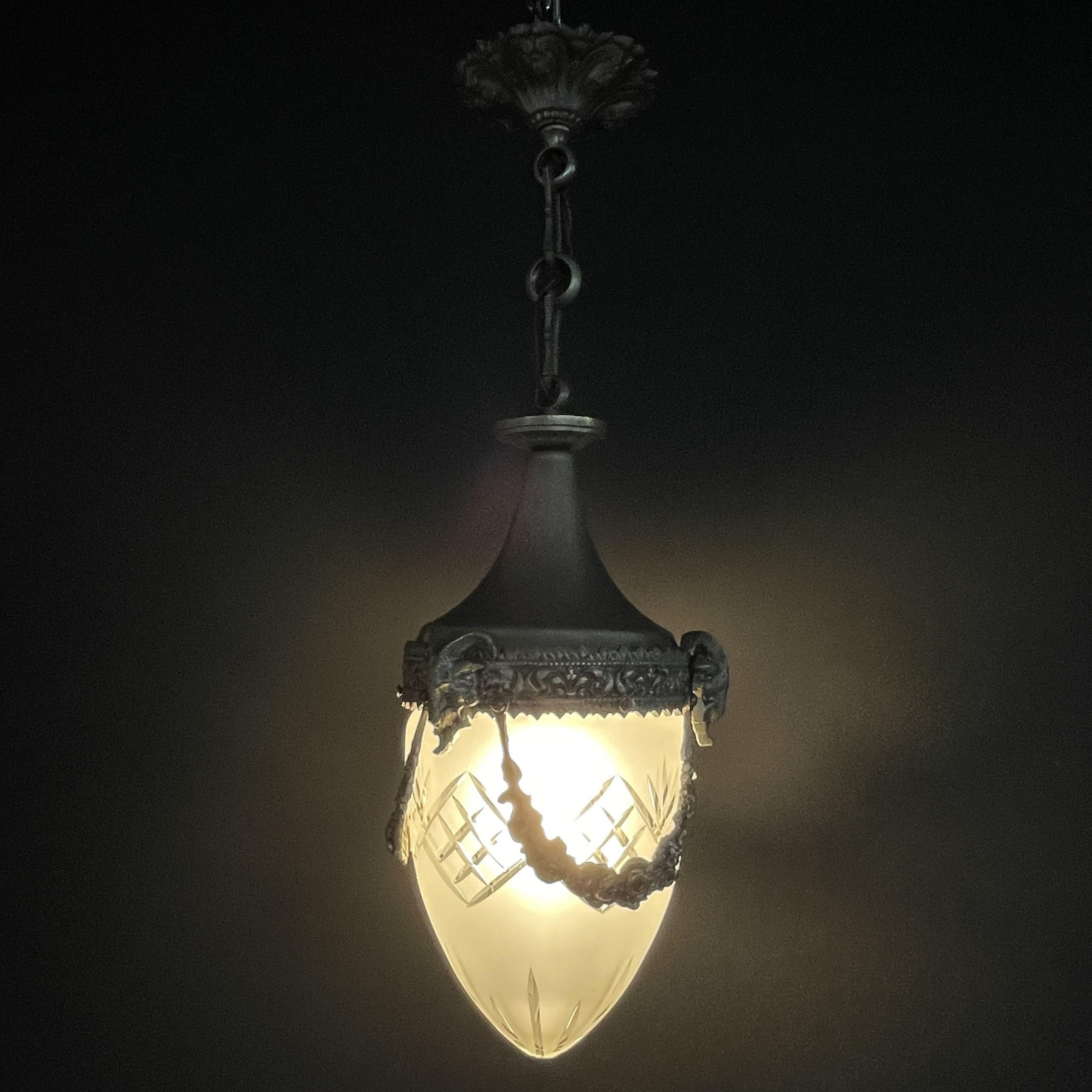 Art Nouveau Nickel Teardrop Shape Hanging Lamp, 1900s In Good Condition For Sale In Saarburg, RP