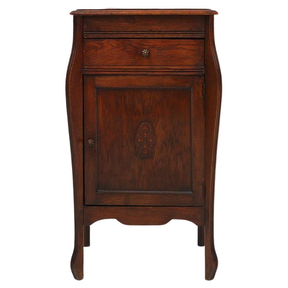 Mesilla de noche Art Nouveau de roble, Francia ca. 1910 en venta