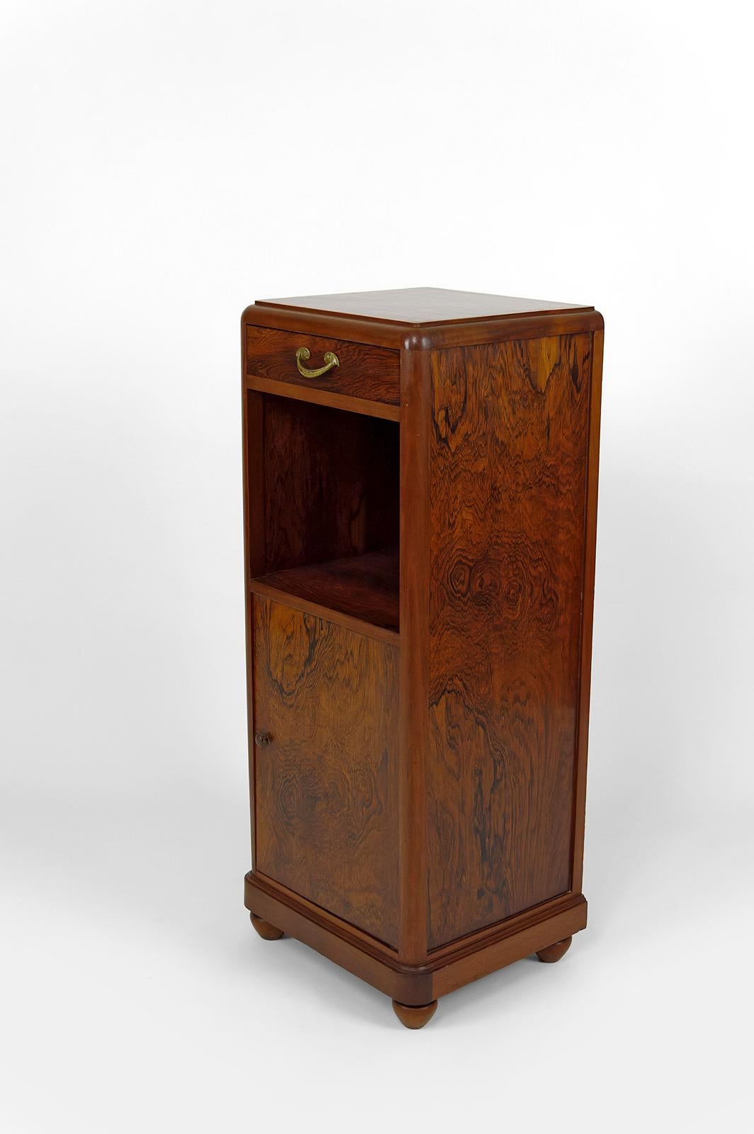 Art Nouveau Nightstand by Louis Majorelle, circa 1910 In Good Condition In VÉZELAY, FR