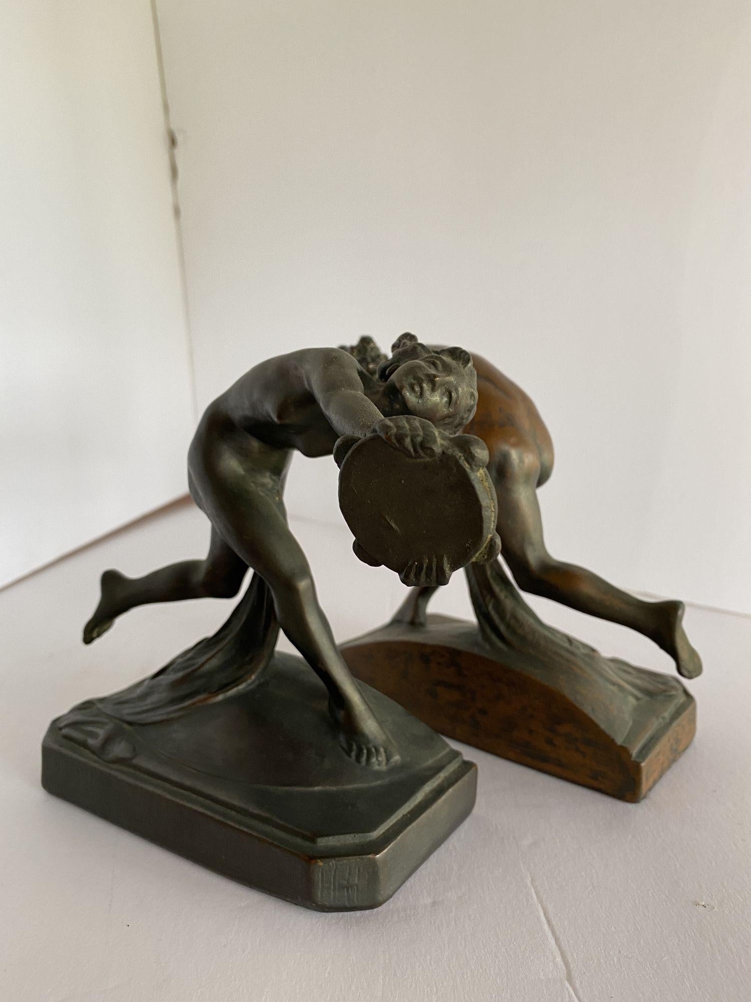 Art Nouveau Nude Female Nymph Cast Bronze Bookends, Pair In Excellent Condition For Sale In Van Nuys, CA