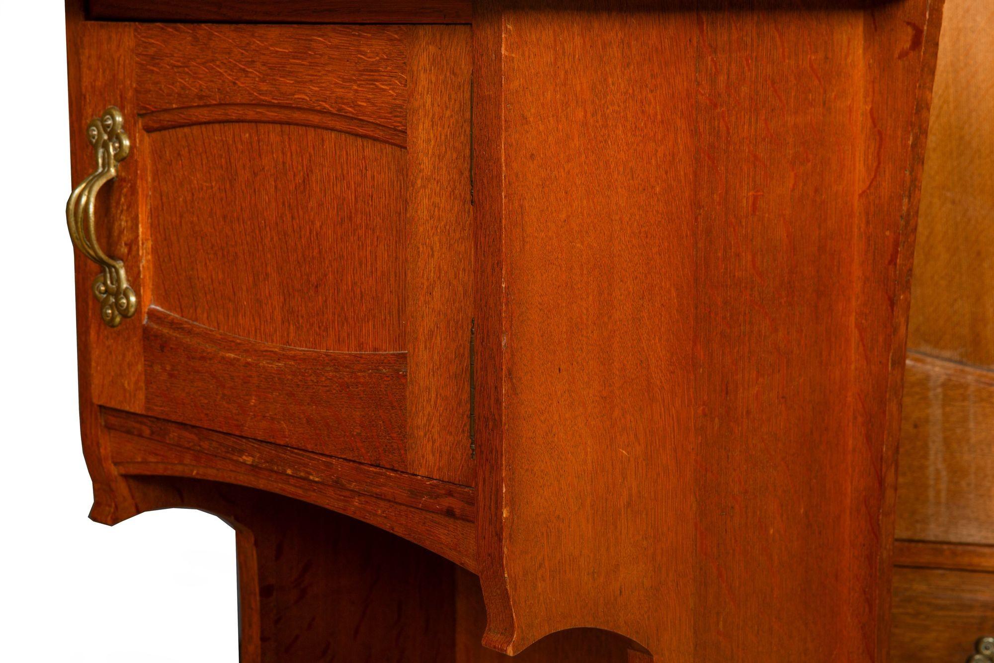 Armadio e comodino in rovere Art Nouveau di Gustave Serrurier-Bovy in vendita 14