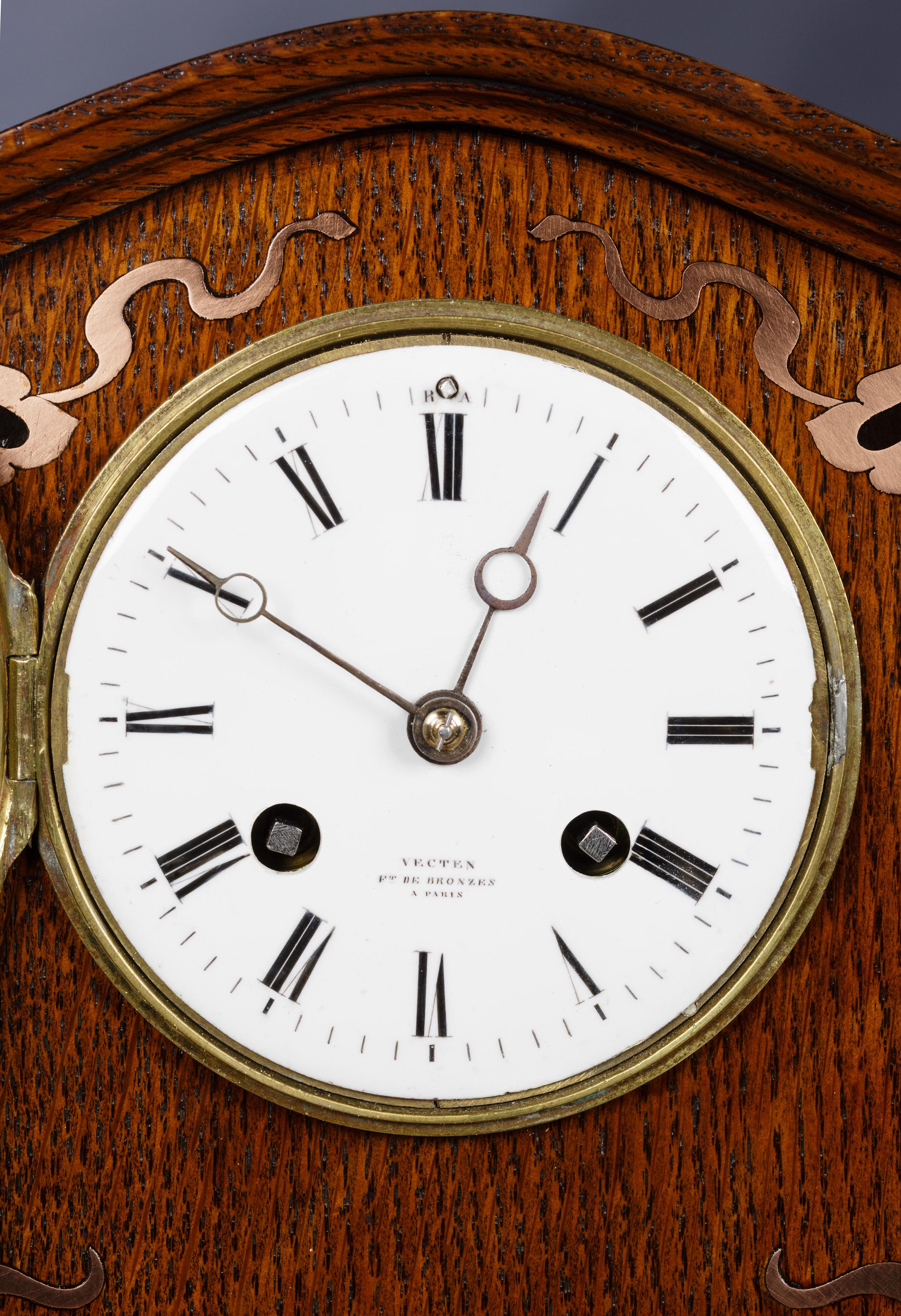 French Art Nouveau Oak Cased Mantel Clock with Copper Inlay by Vecten, Paris