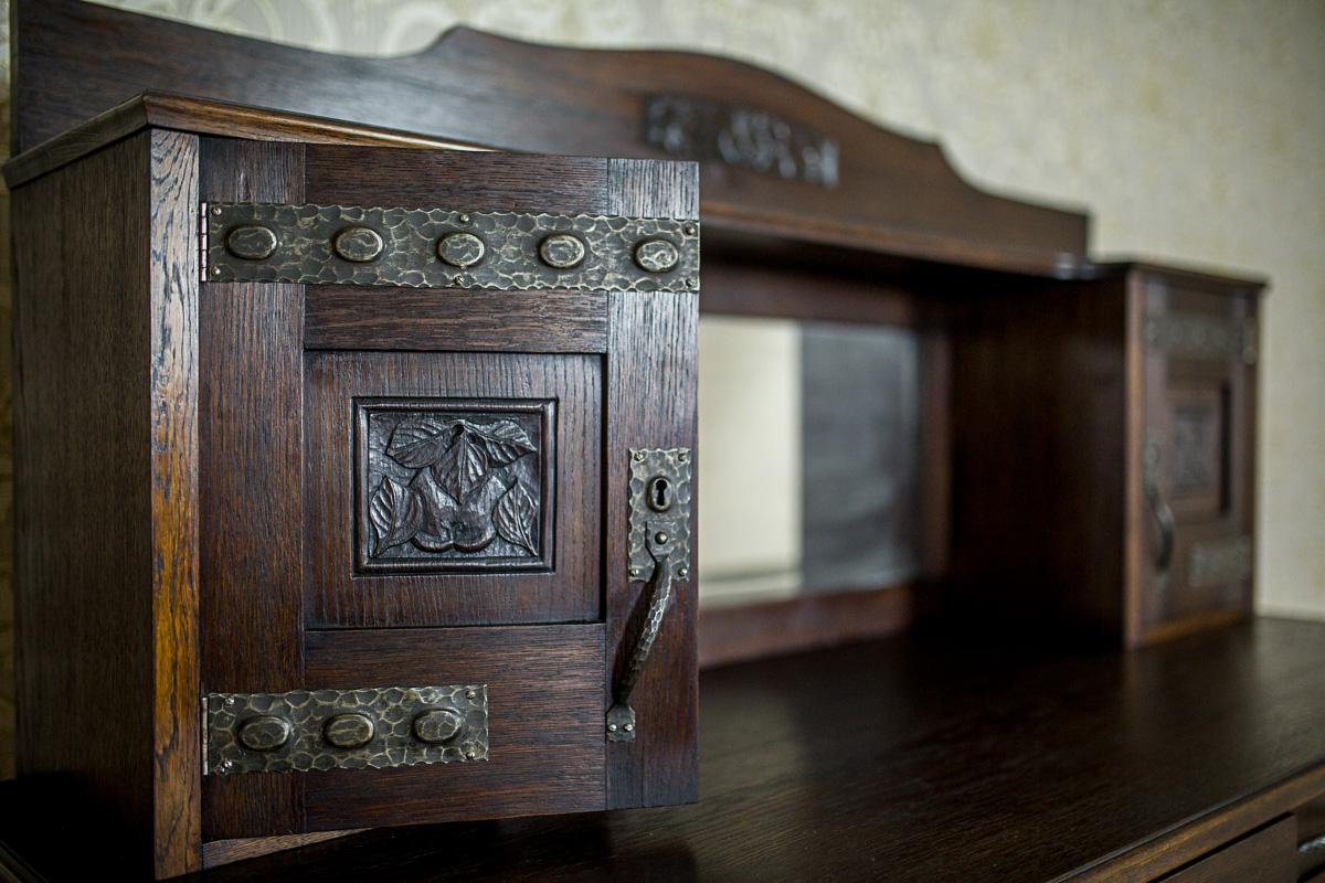 Art Nouveau Oak Dining Room Set, circa 1910-1920 3