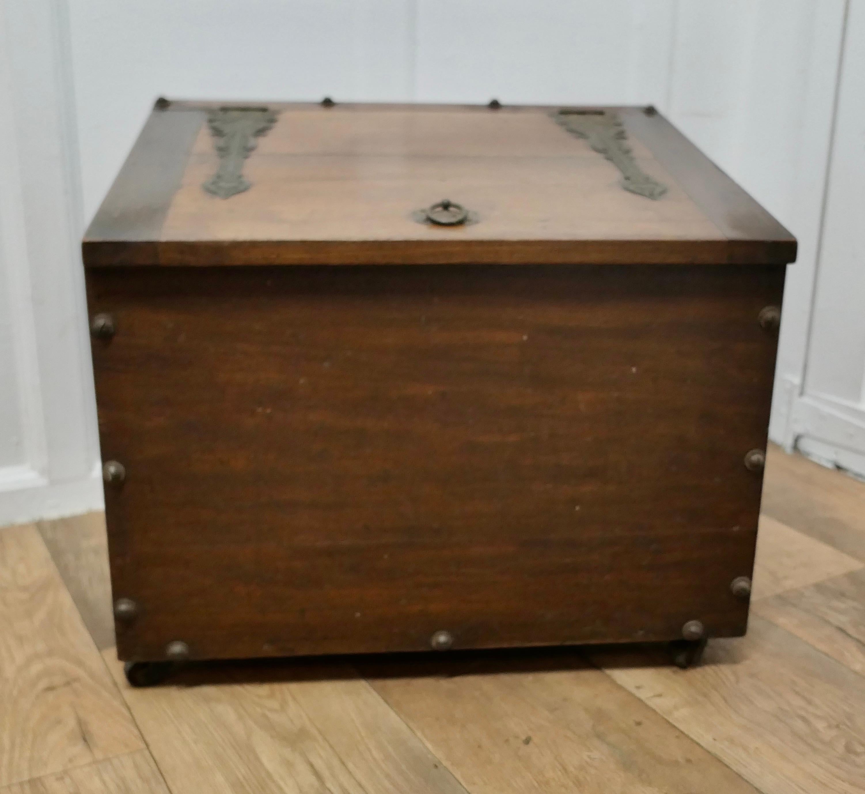 Late 19th Century Art Nouveau Log or Storage Box  This big log box is made in solid walnut  For Sale