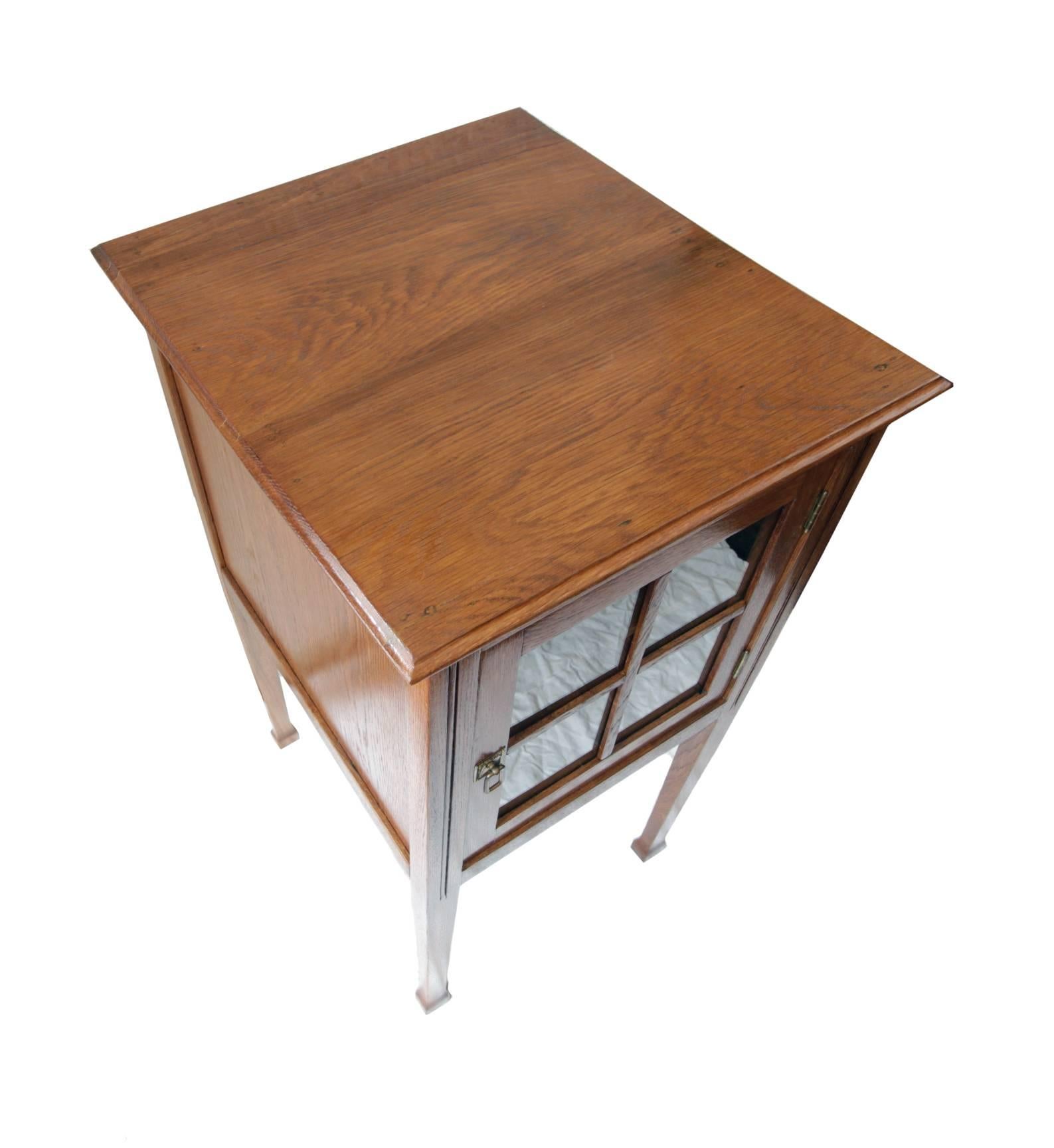 Polished Art Nouveau Oak Small Side Cabinet For Sale