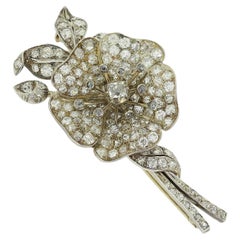 Broche Tremblant Art Nouveau à fleurs en diamant taille ancienne